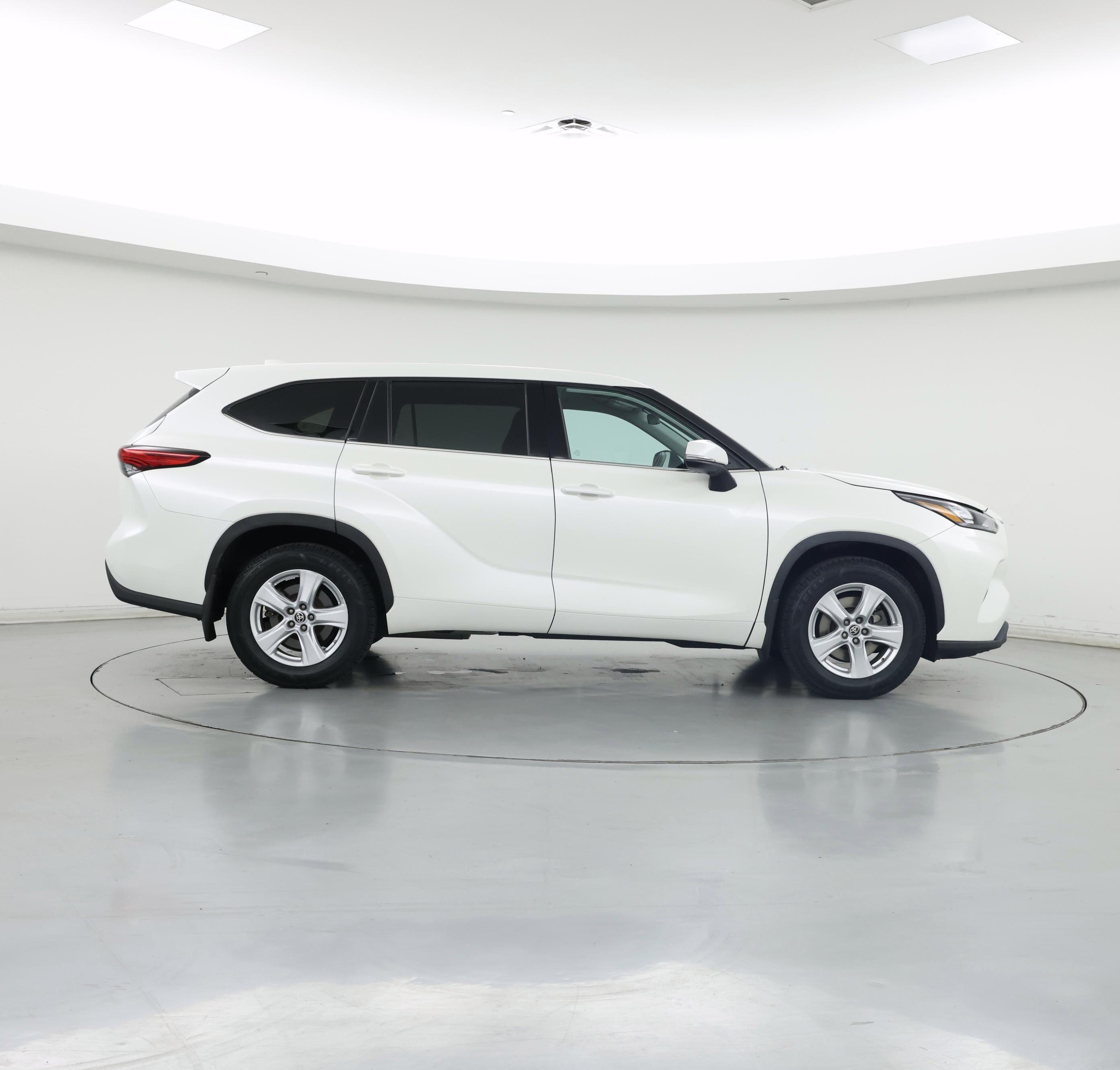 Thumbnail: 2020 Toyota Highlander - 7