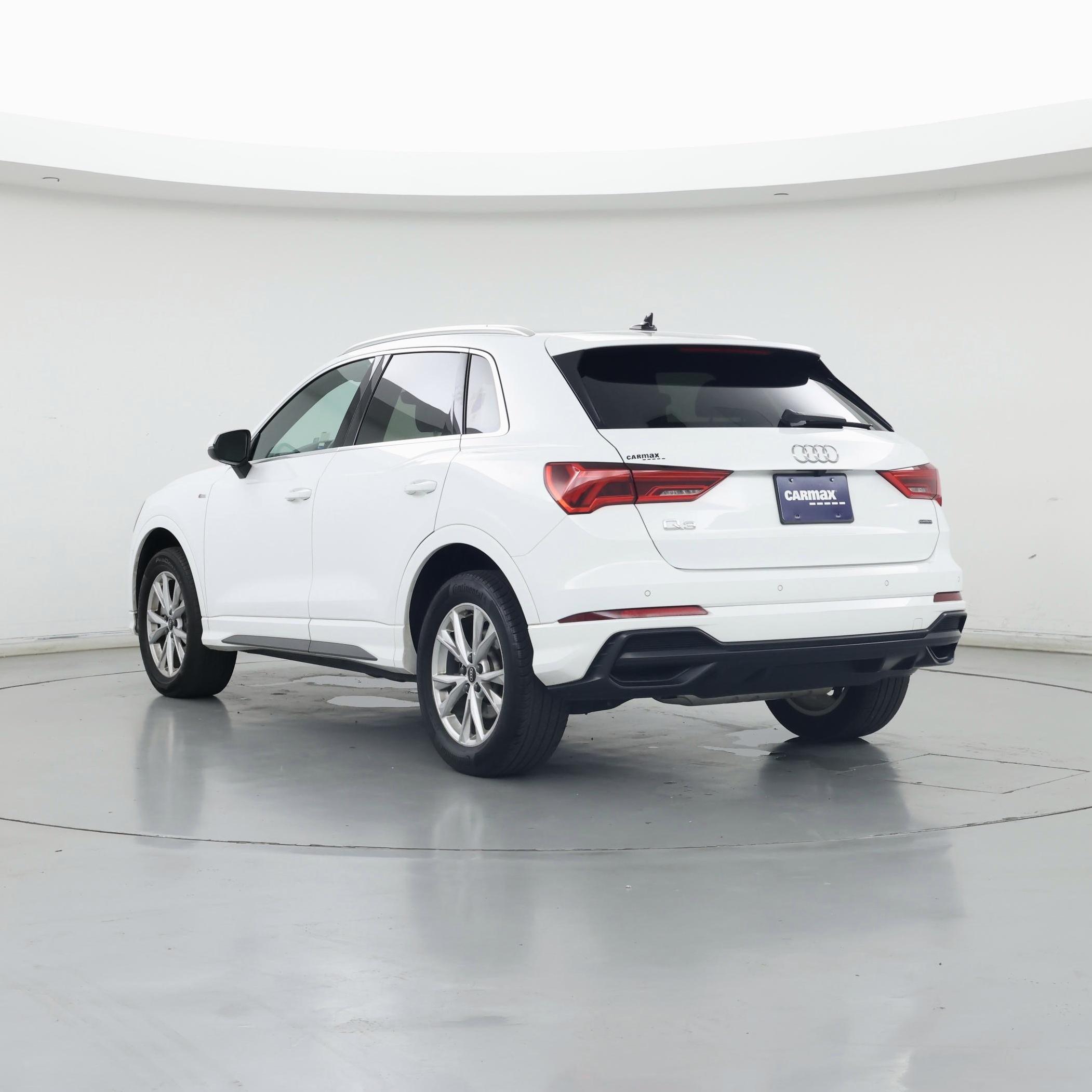 Thumbnail: 2022 Audi Q3 - 2