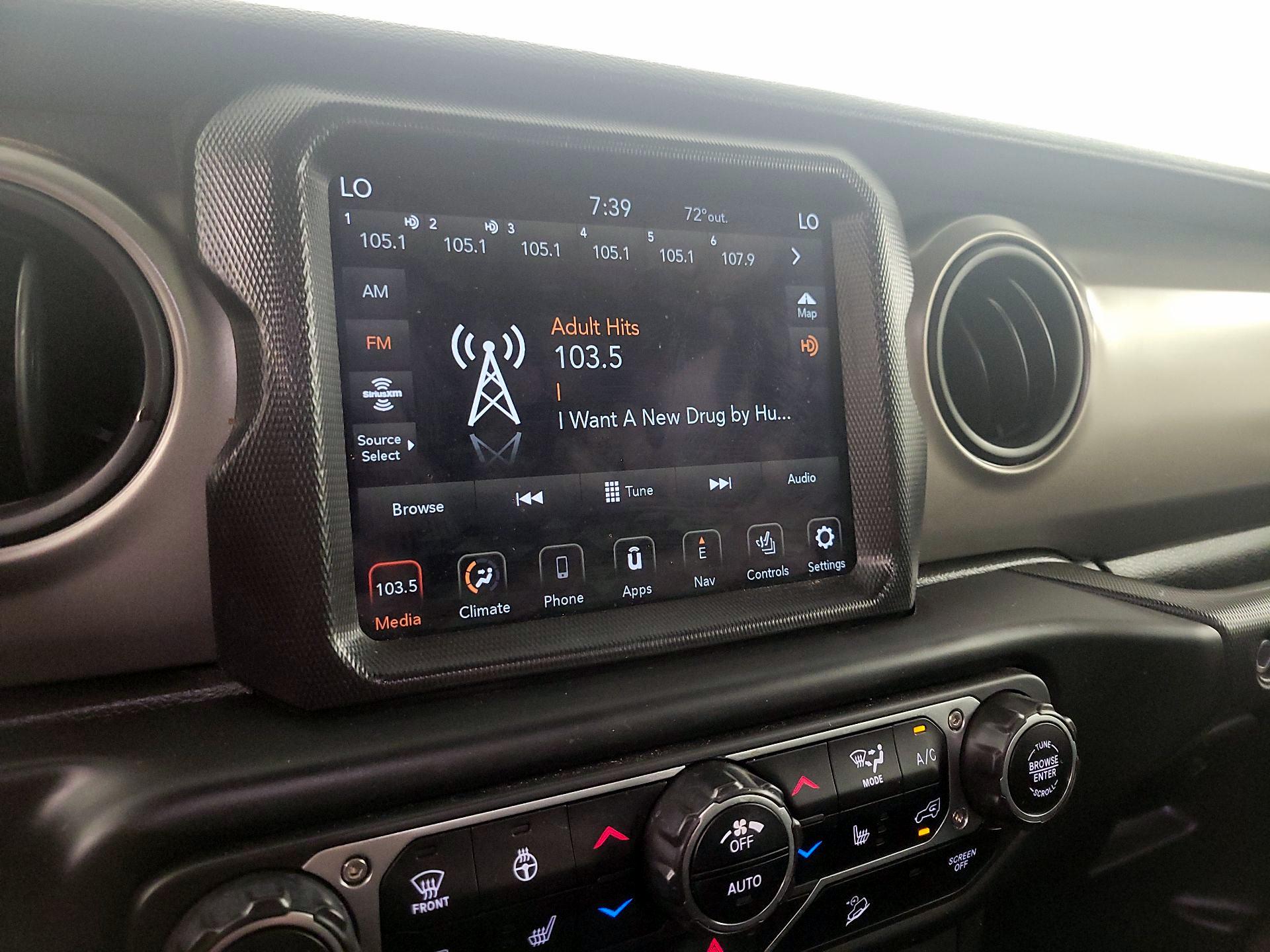 Thumbnail: 2021 Jeep Wrangler - 16