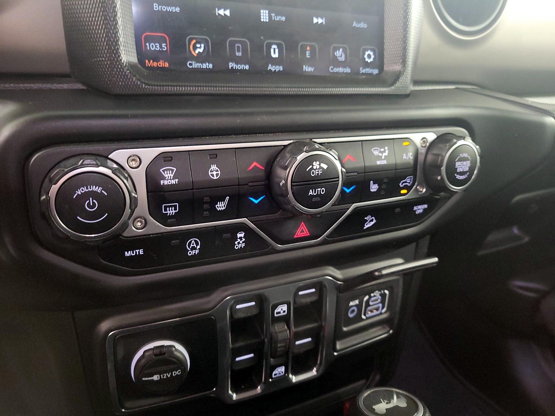 Thumbnail: 2021 Jeep Wrangler - 17