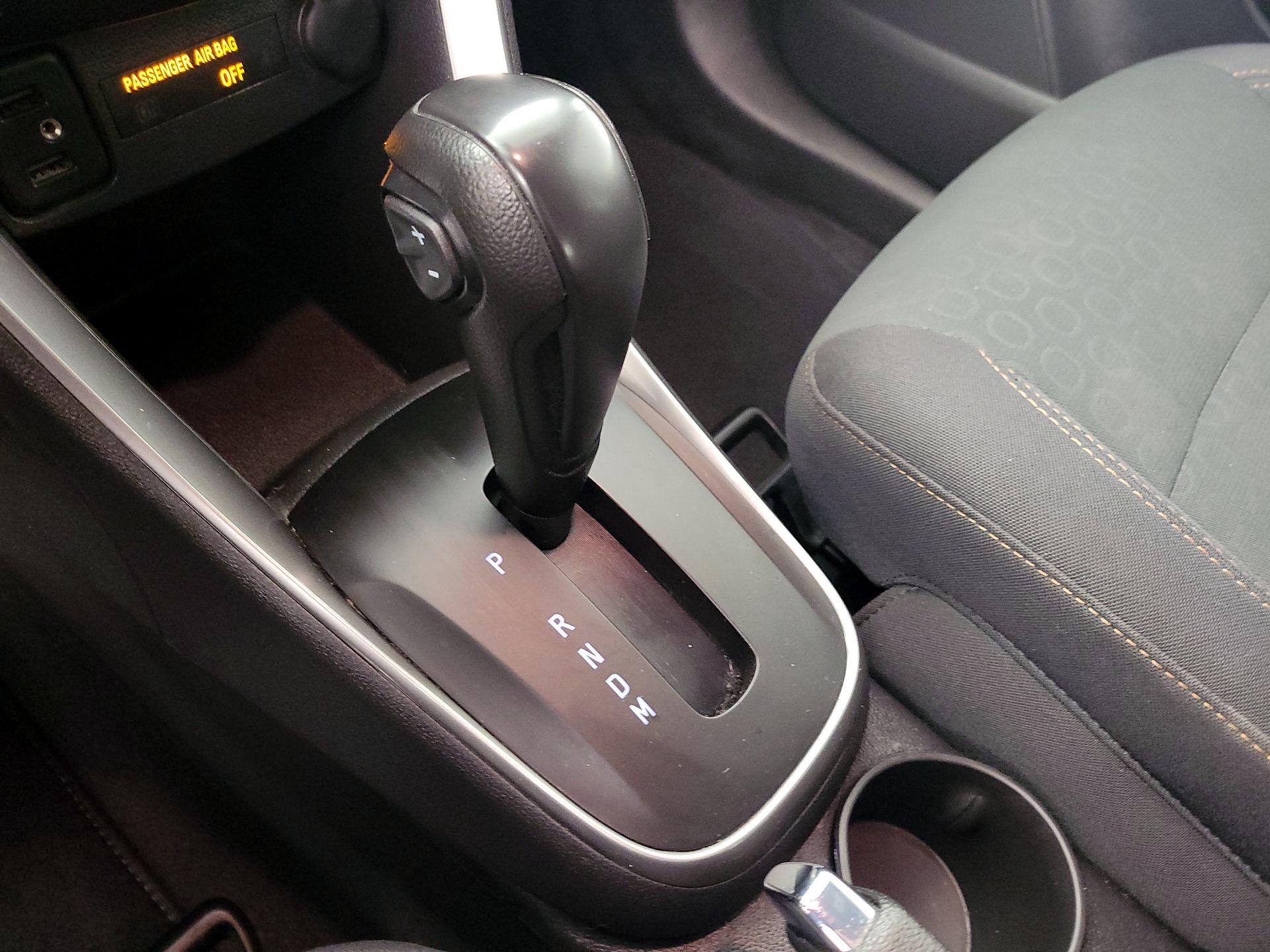 Thumbnail: 2020 Chevrolet Trax - 17