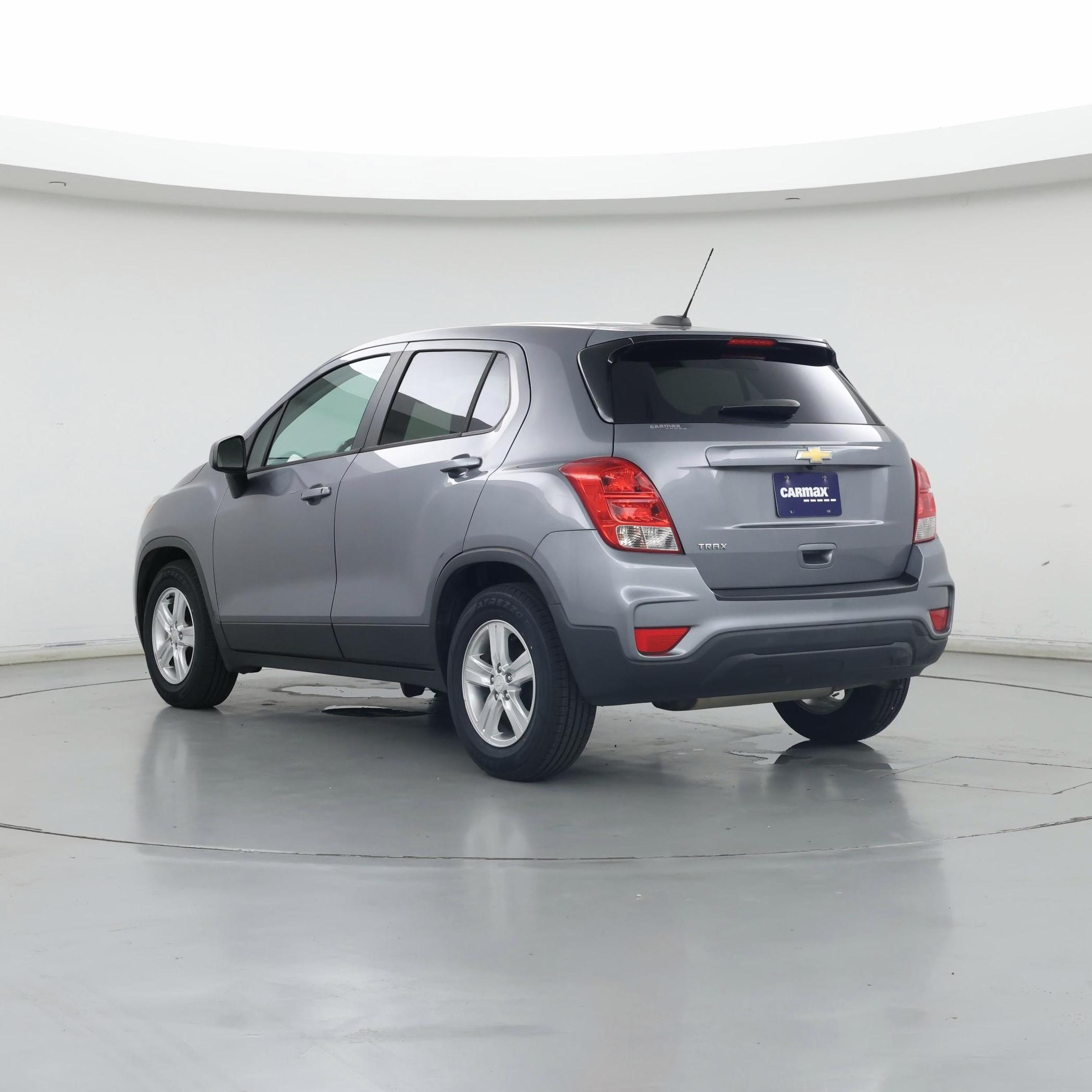 Thumbnail: 2020 Chevrolet Trax - 2