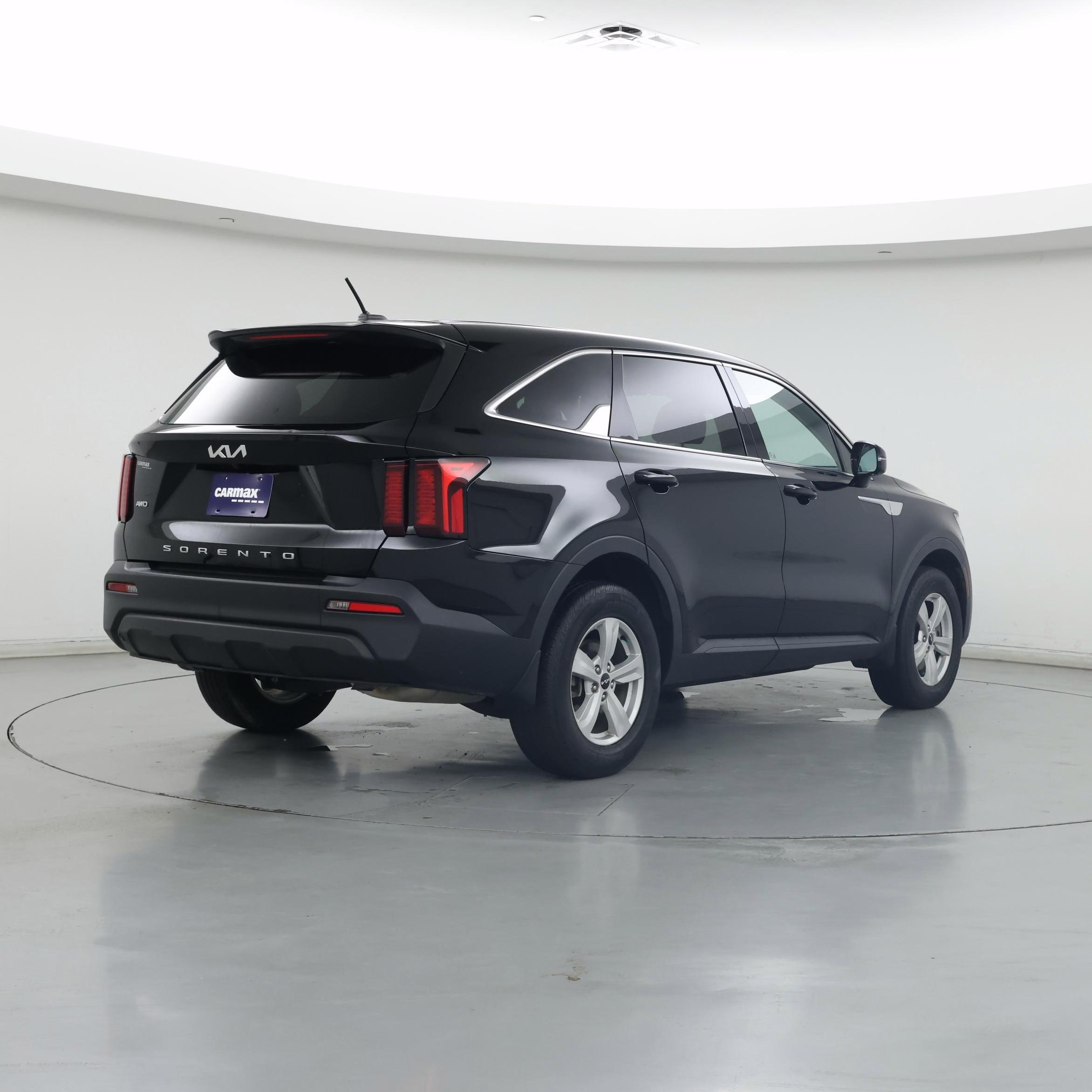 Thumbnail: 2022 Kia Sorento - 8