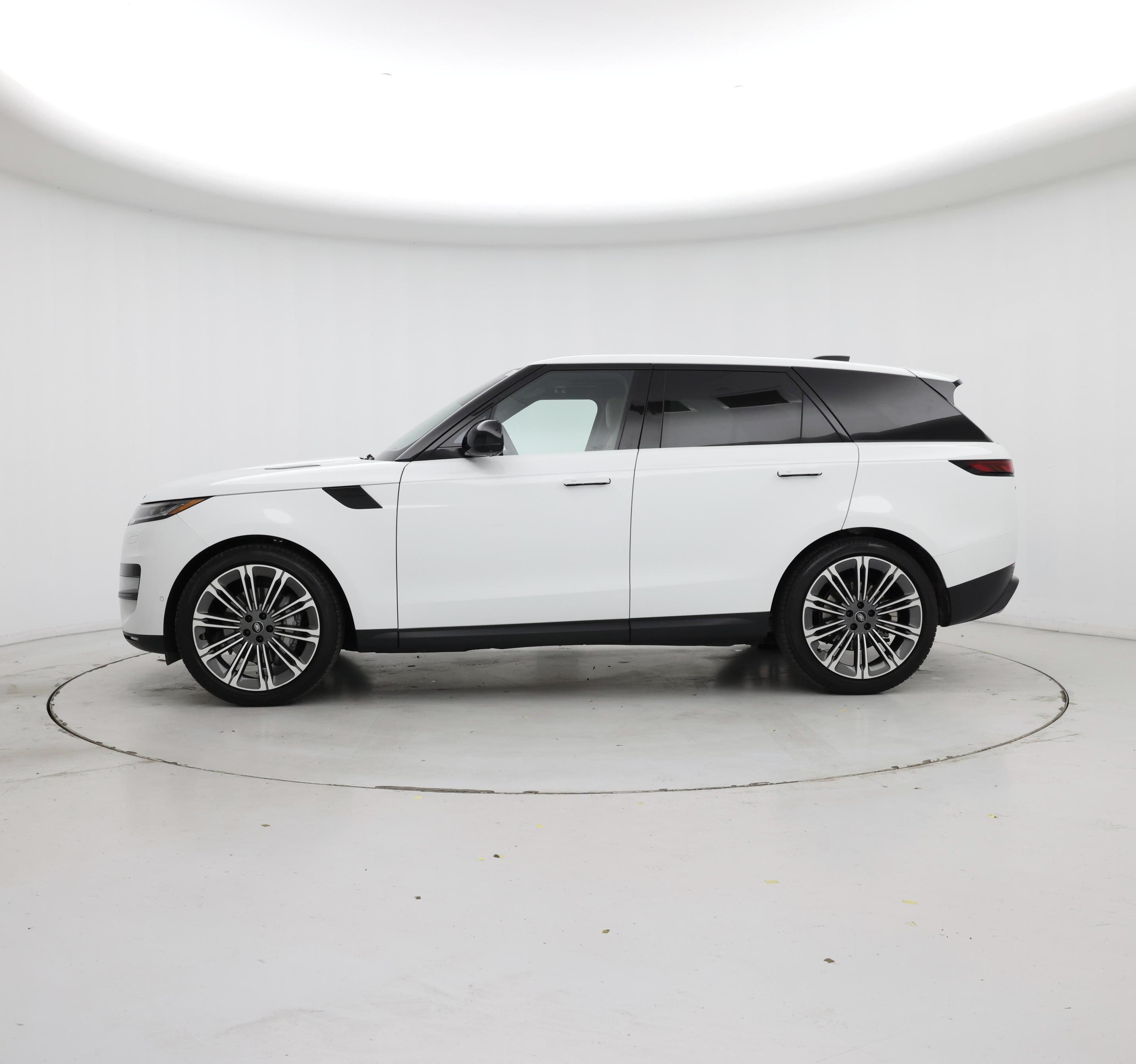 Thumbnail: 2024 Land Rover Range Rover Sport - 3