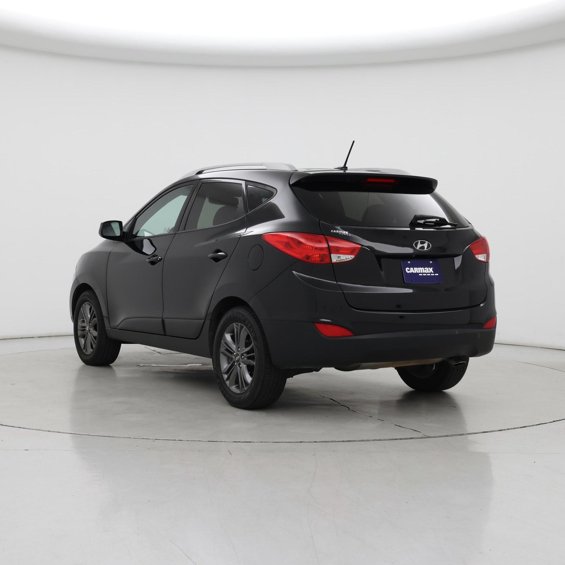 Thumbnail: 2015 Hyundai Tucson - 2