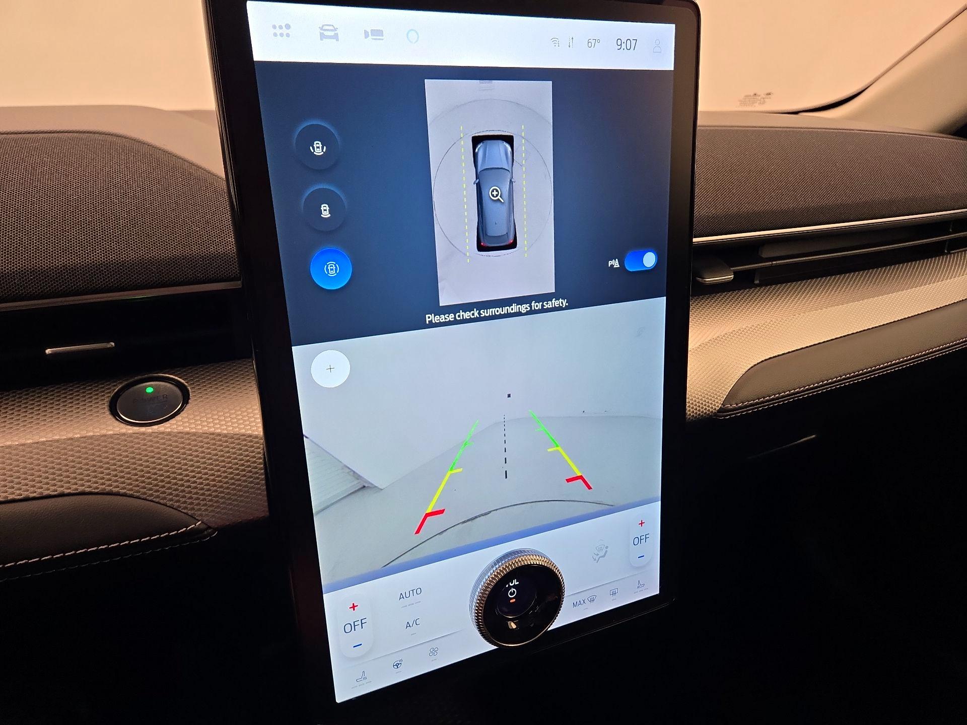 Thumbnail: 2022 Ford Mustang Mach-E - 15