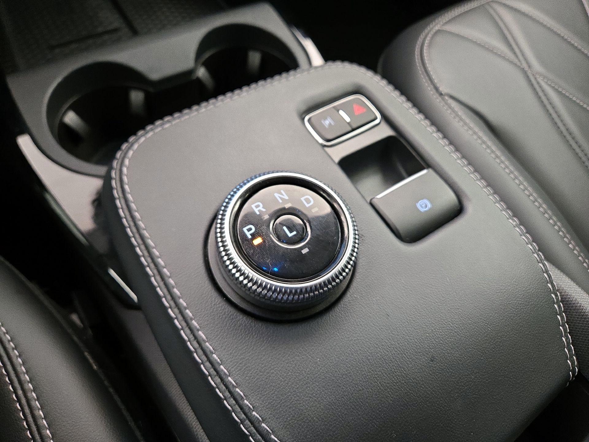 Thumbnail: 2022 Ford Mustang Mach-E - 18