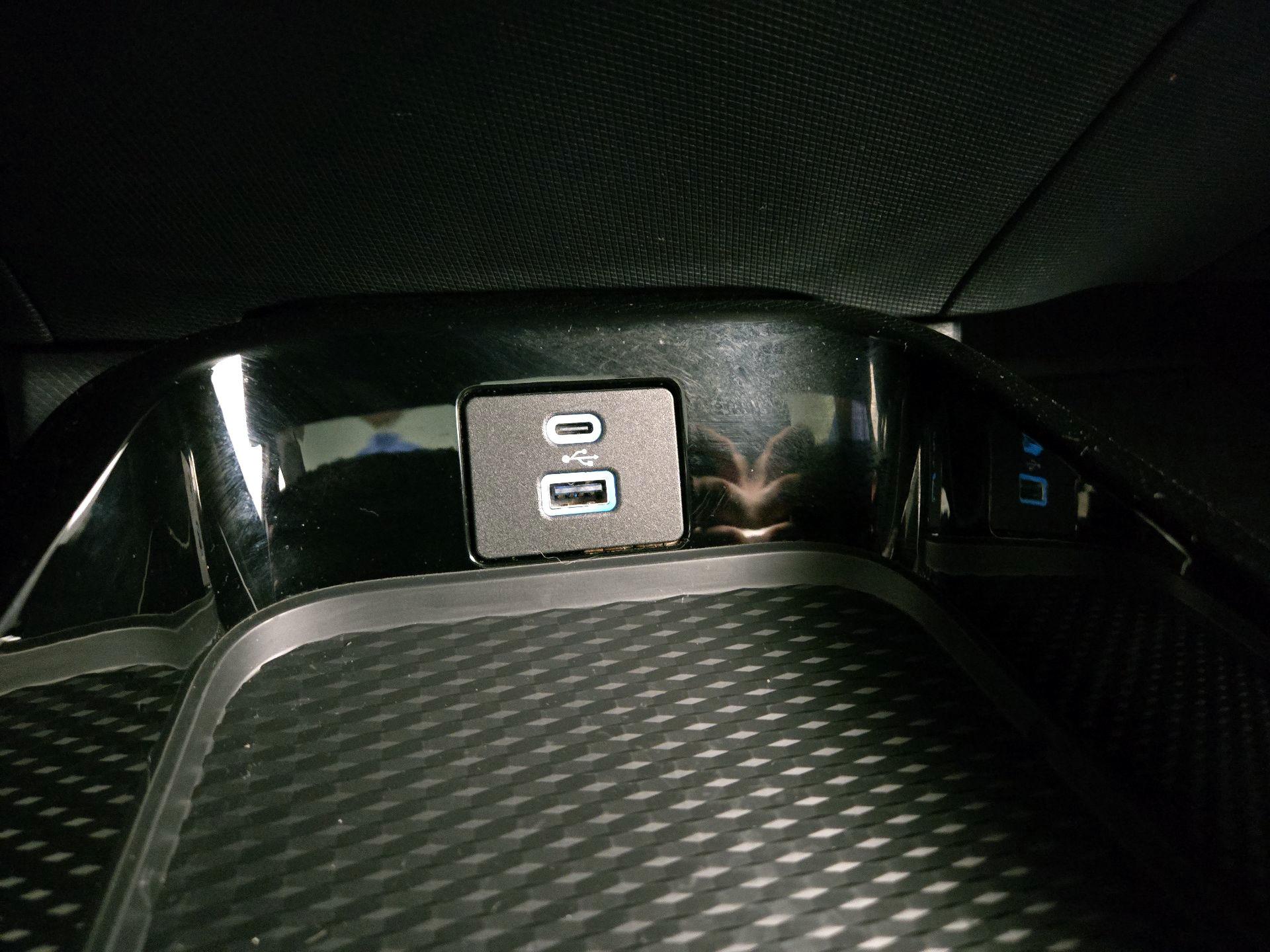 Thumbnail: 2022 Ford Mustang Mach-E - 19