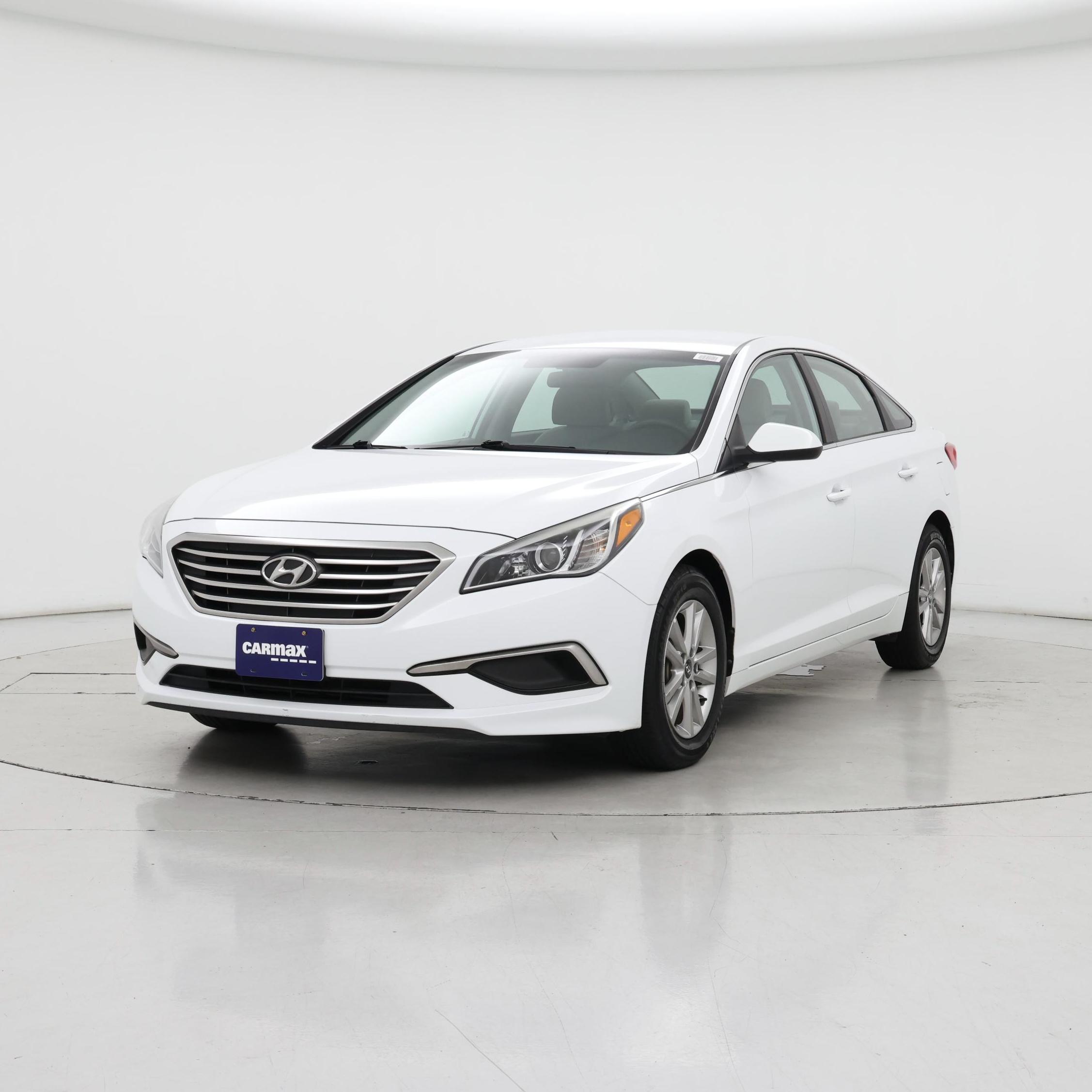 Thumbnail: 2016 Hyundai Sonata - 4