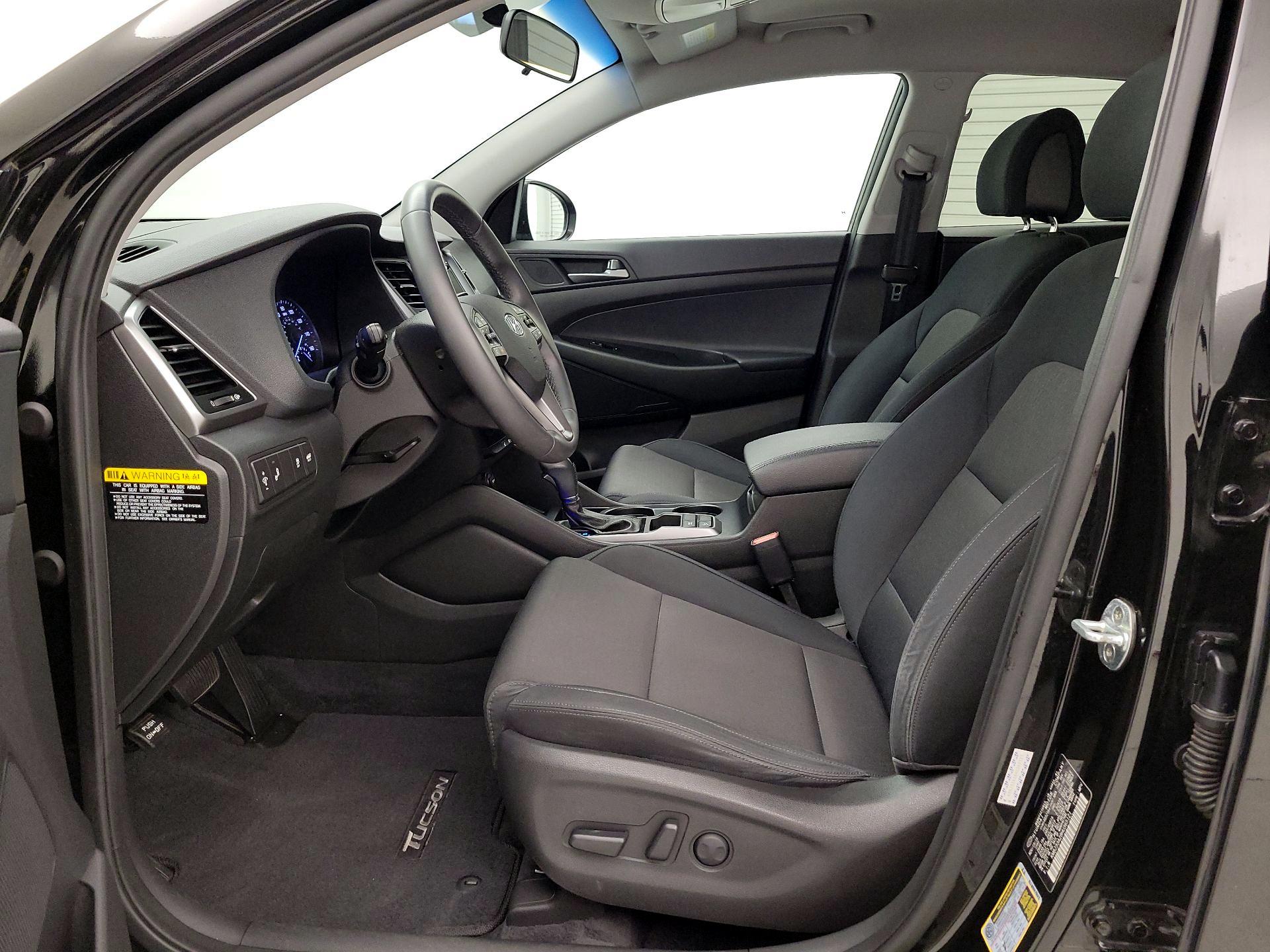 Thumbnail: 2017 Hyundai Tucson - 11