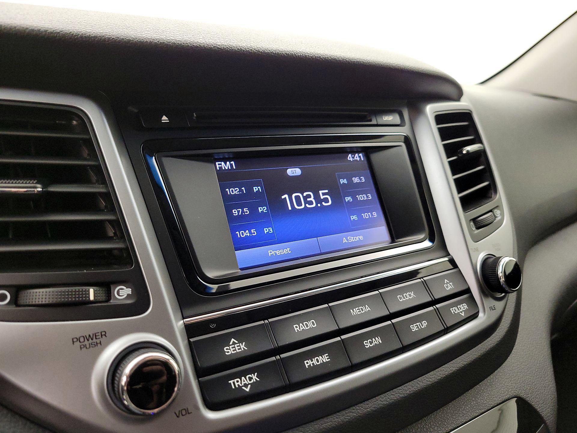 Thumbnail: 2017 Hyundai Tucson - 15