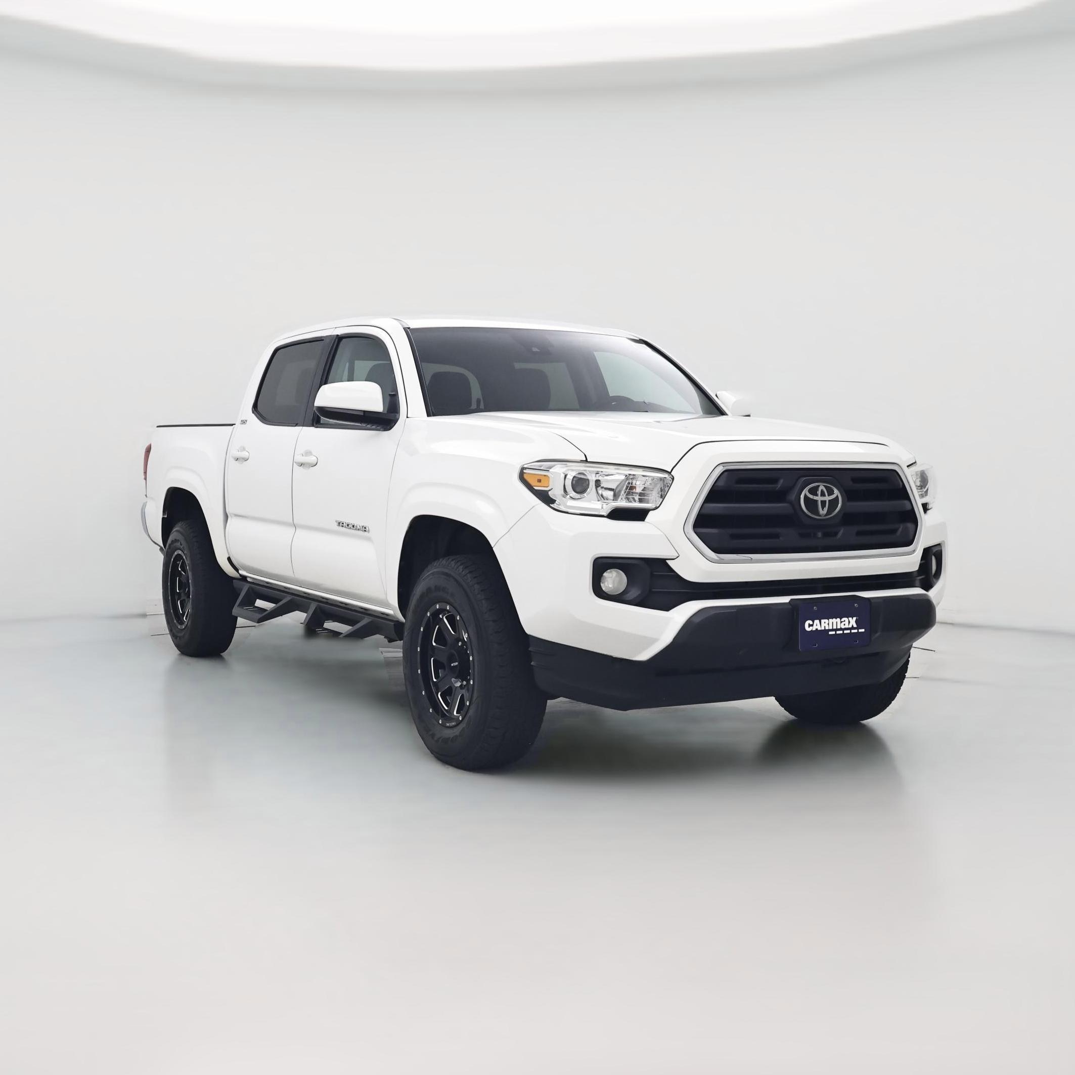 Thumbnail: 2019 Toyota Tacoma - 1