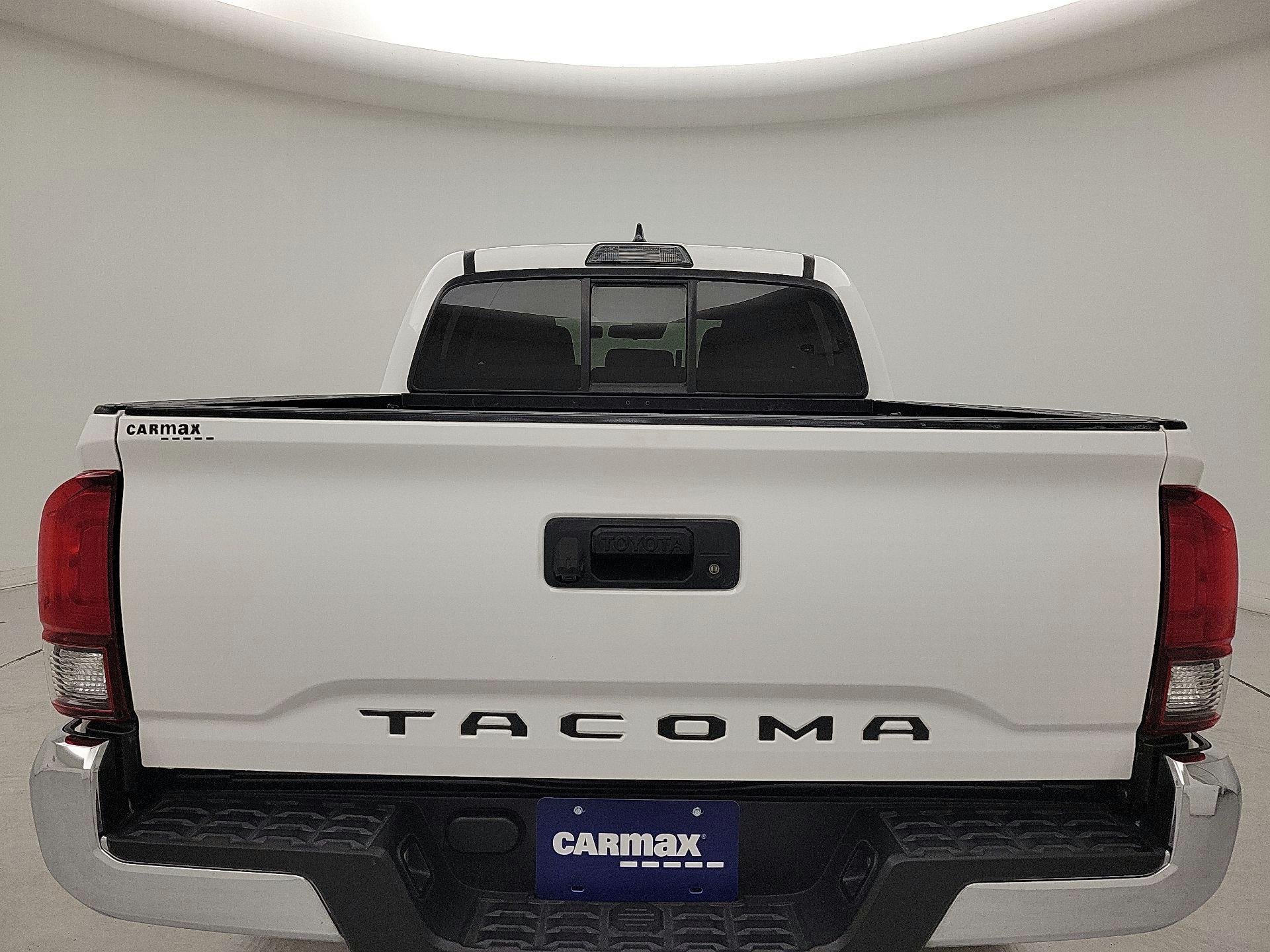 Thumbnail: 2019 Toyota Tacoma - 20