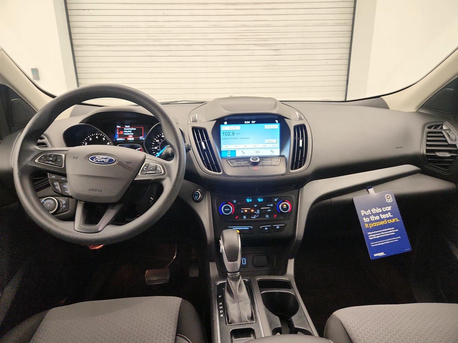Thumbnail: 2019 Ford Escape - 9