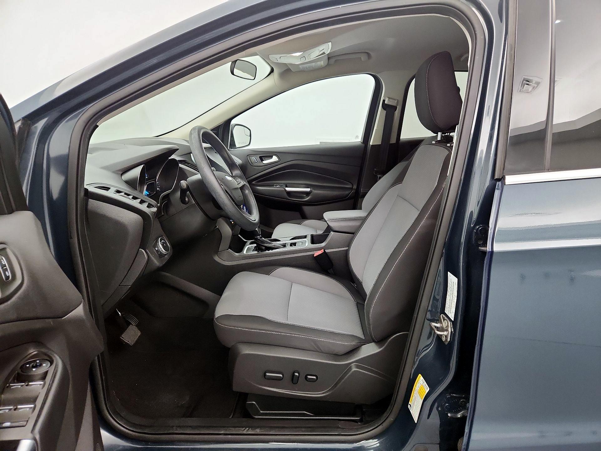Thumbnail: 2019 Ford Escape - 11