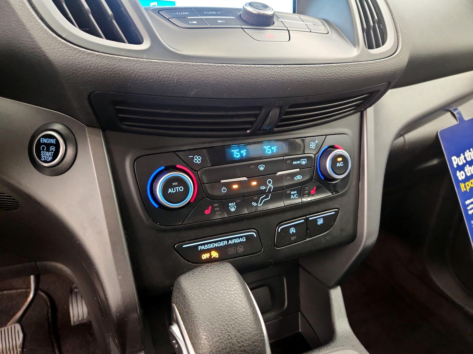Thumbnail: 2019 Ford Escape - 17