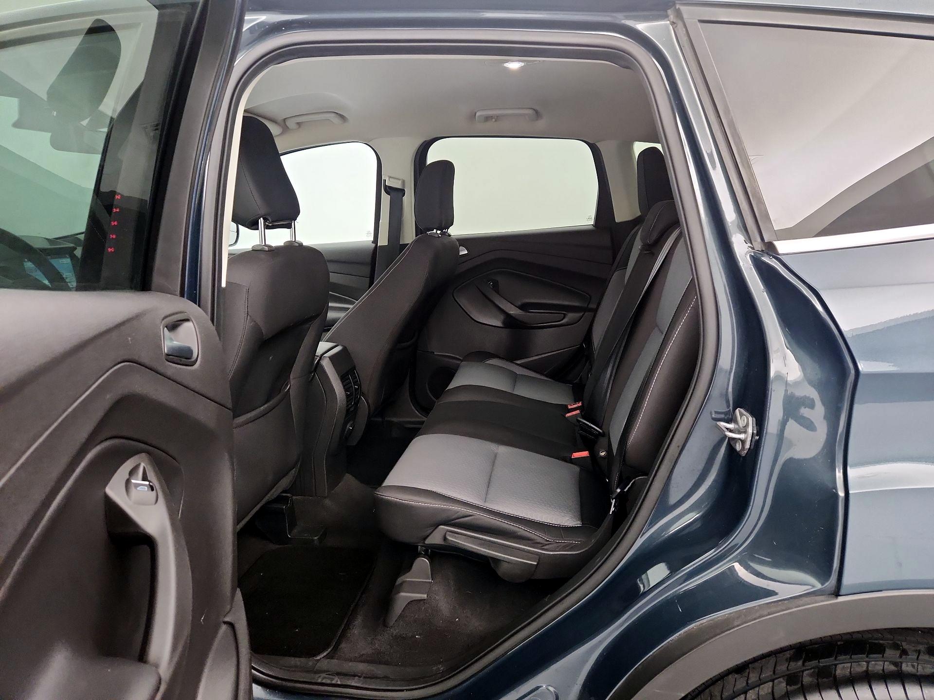 Thumbnail: 2019 Ford Escape - 20