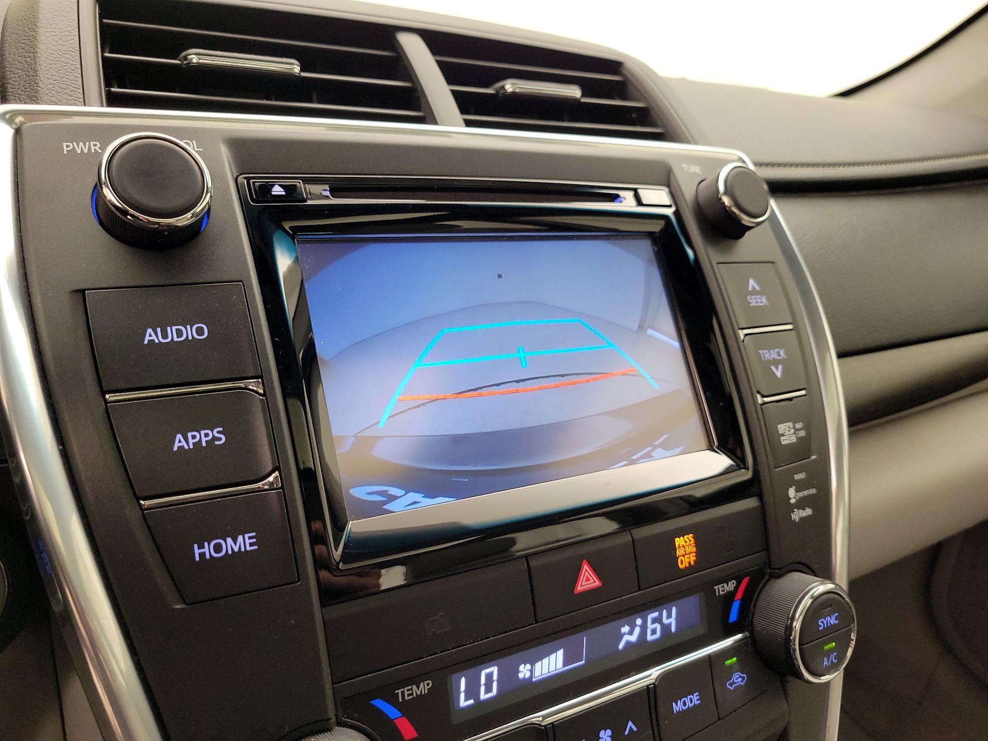 Thumbnail: 2015 Toyota Camry - 15