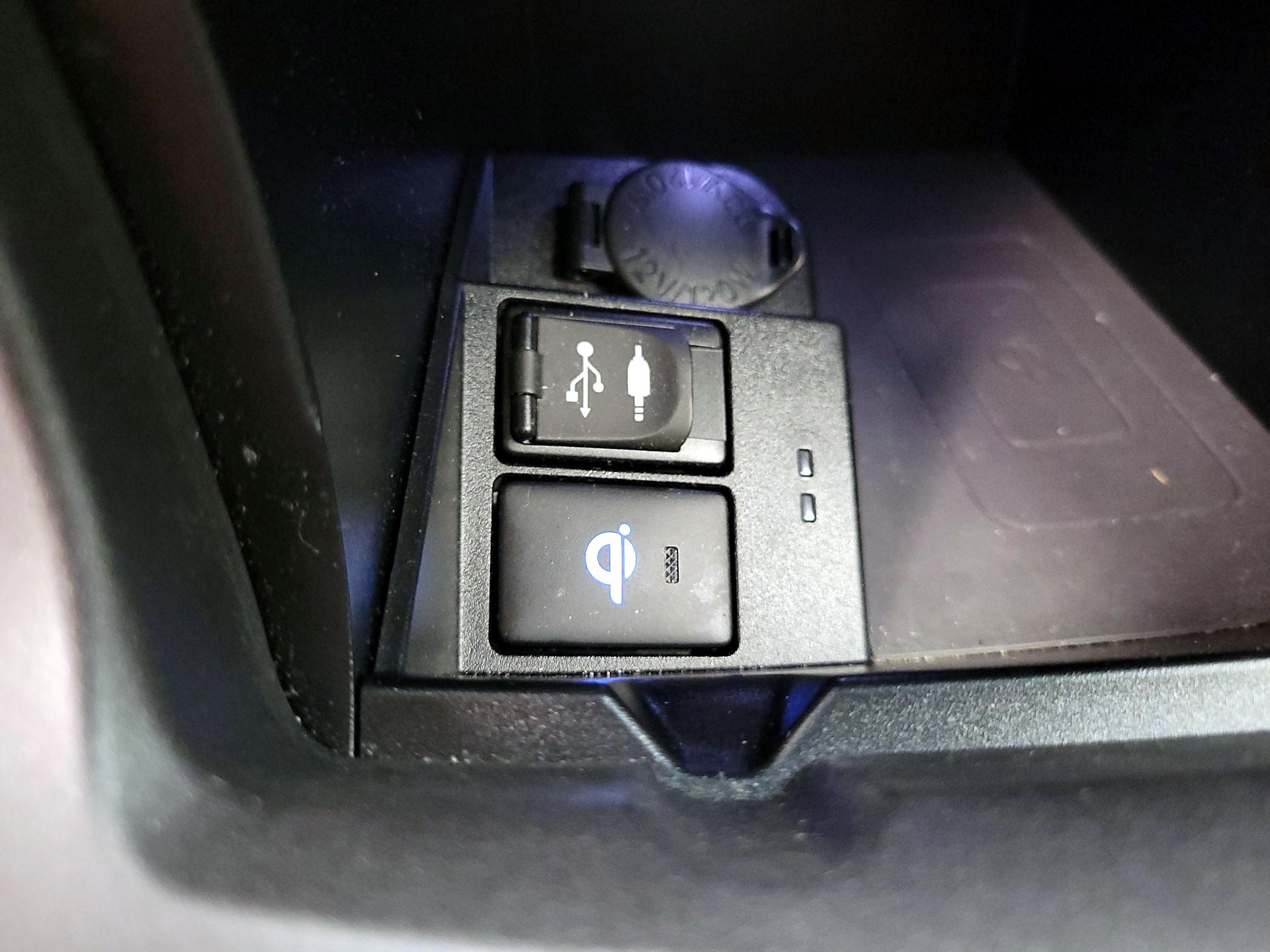 Thumbnail: 2015 Toyota Camry - 19