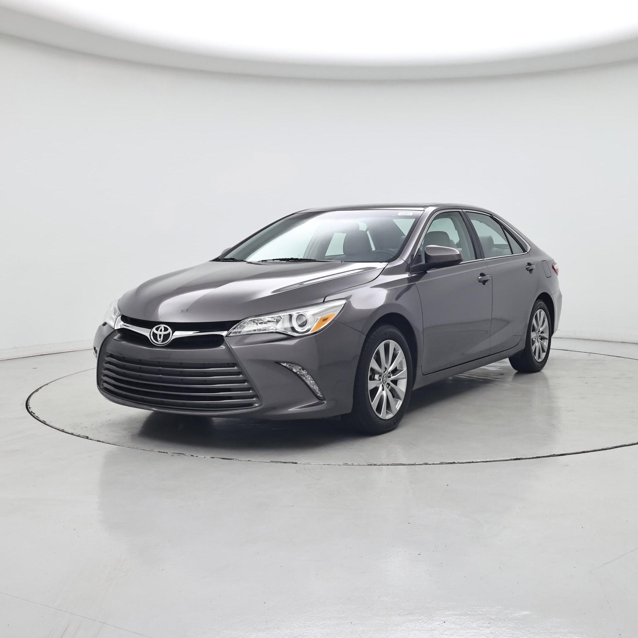 Thumbnail: 2015 Toyota Camry - 4