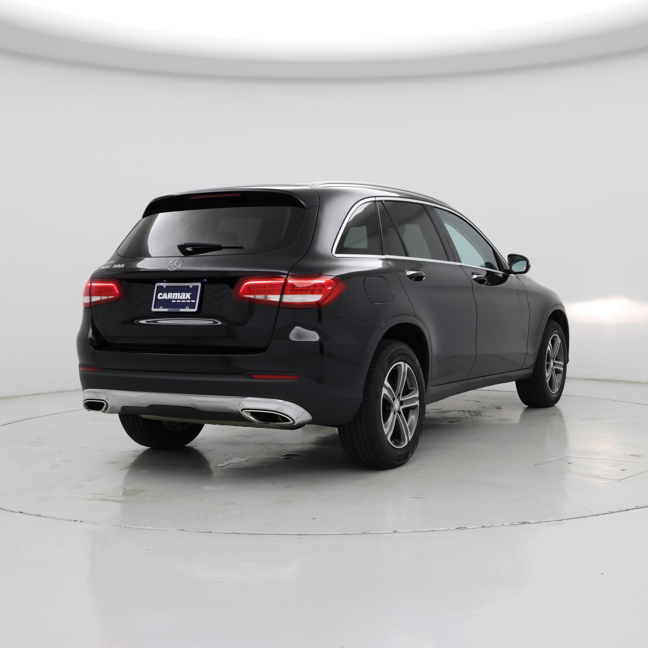 Thumbnail: 2016 Mercedes-Benz GLC - 8