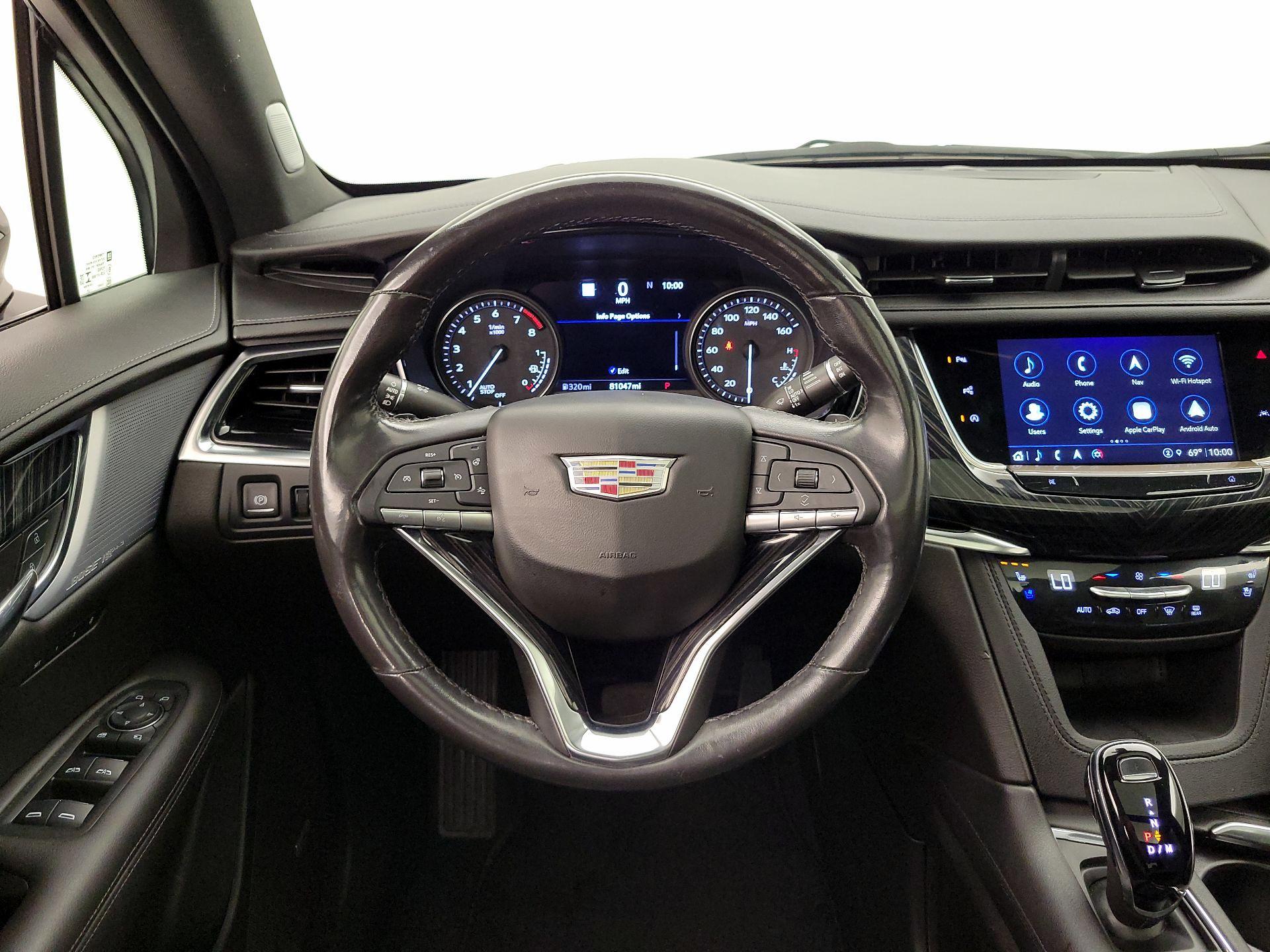 Thumbnail: 2022 Cadillac XT6 - 10