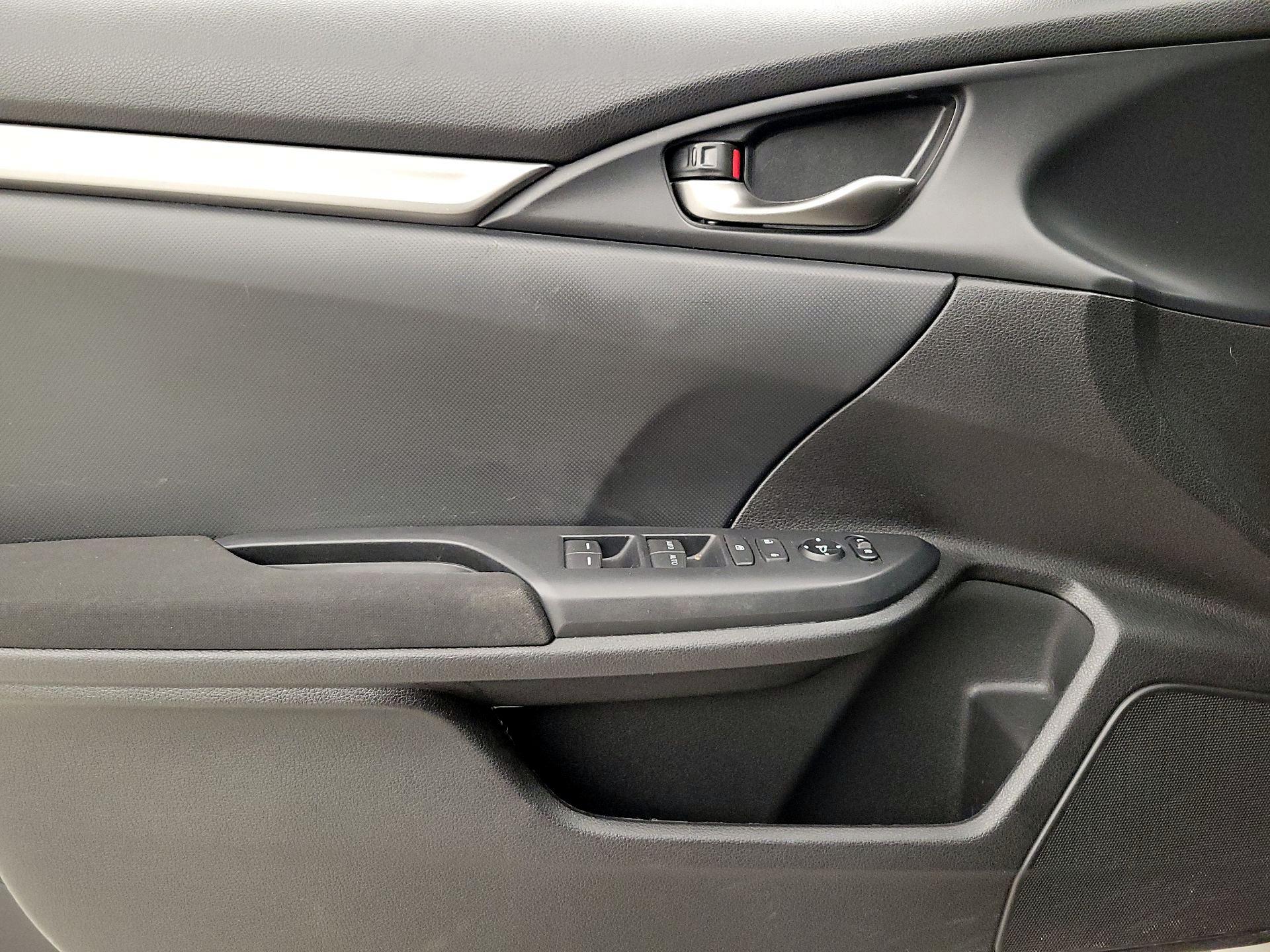 Thumbnail: 2018 Honda Civic - 12
