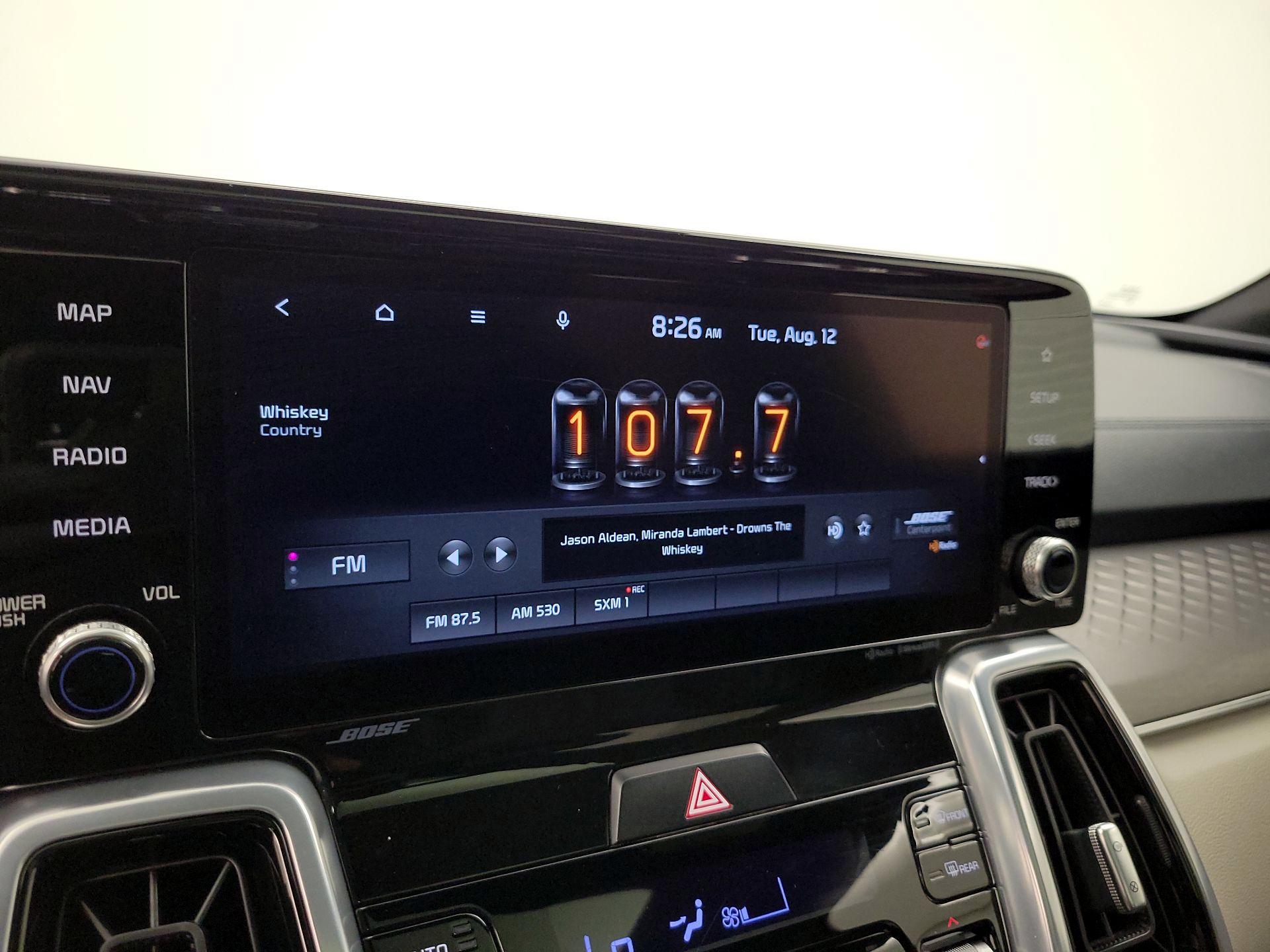 Thumbnail: 2022 Kia Sorento - 16