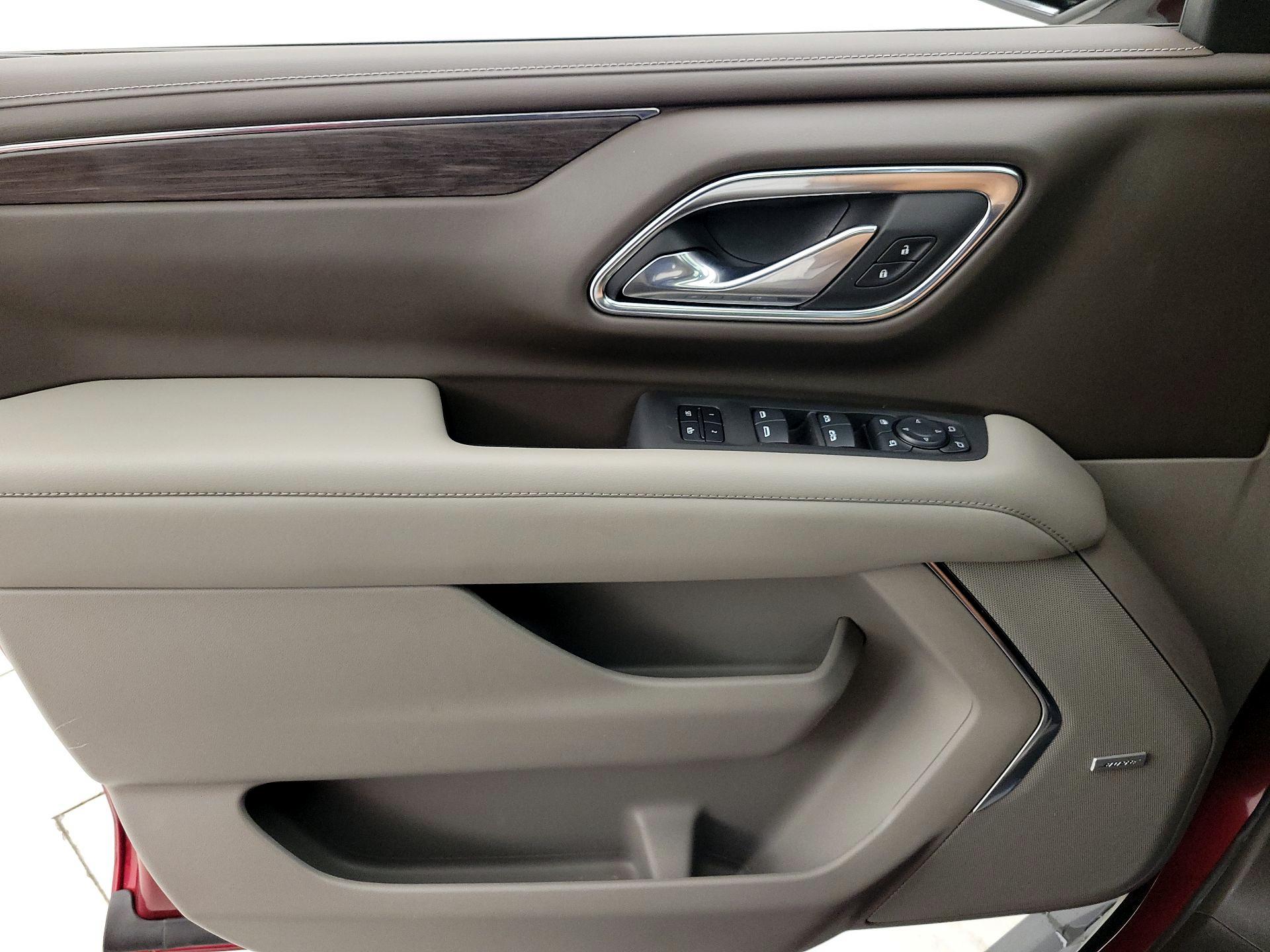 Thumbnail: 2024 Chevrolet Tahoe - 12