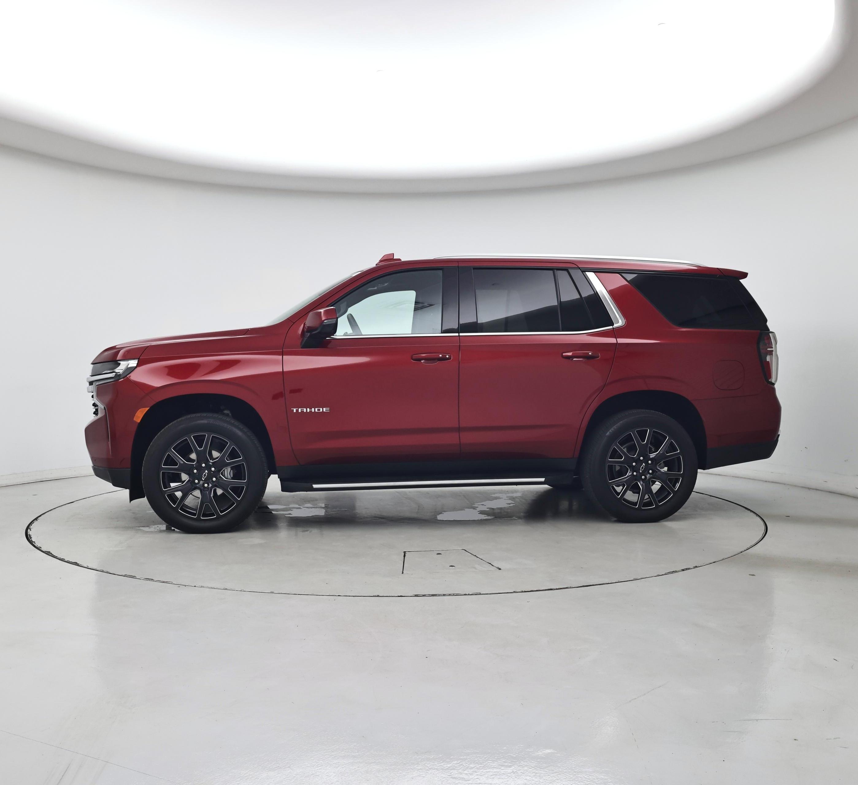 Thumbnail: 2024 Chevrolet Tahoe - 3