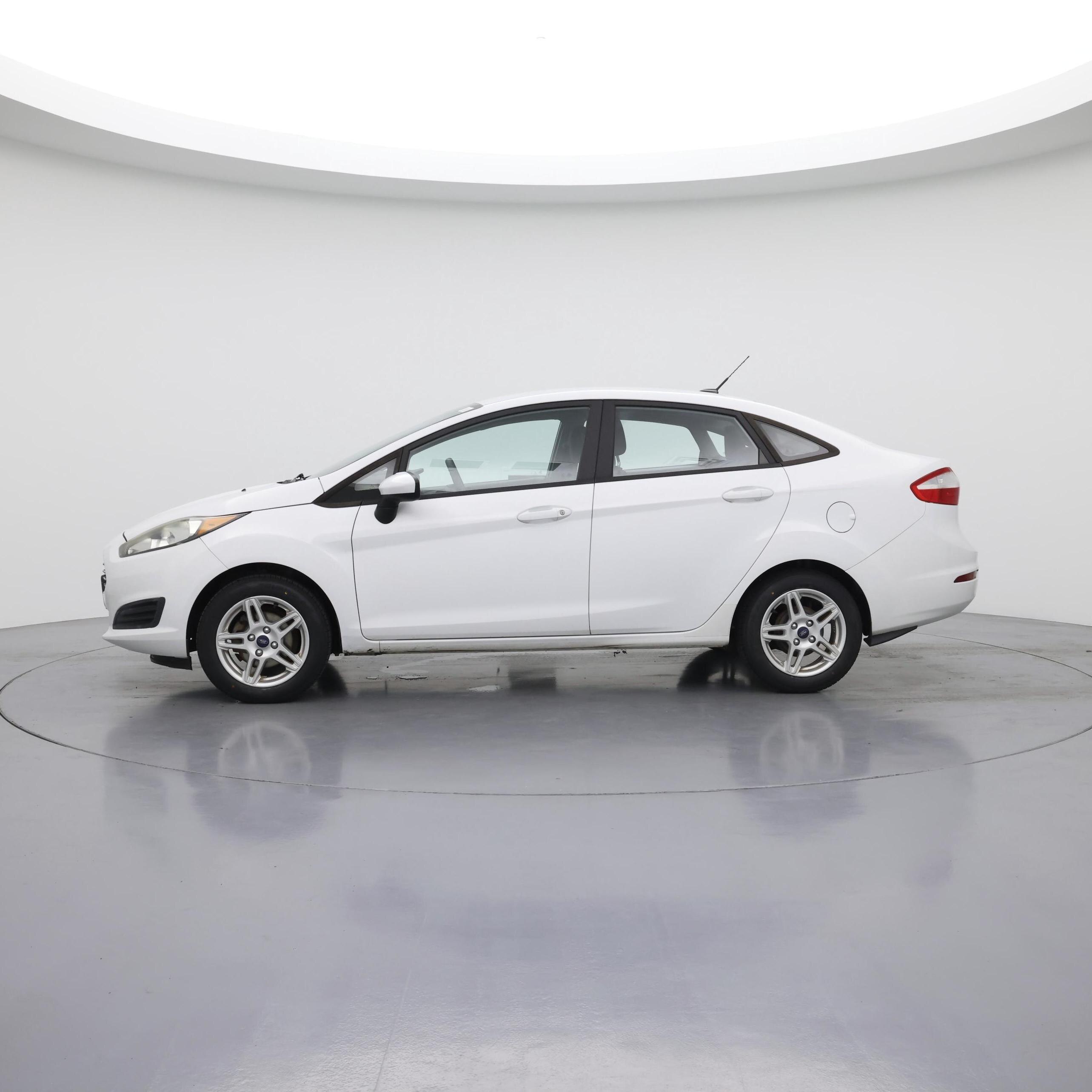 Thumbnail: 2017 Ford Fiesta - 3
