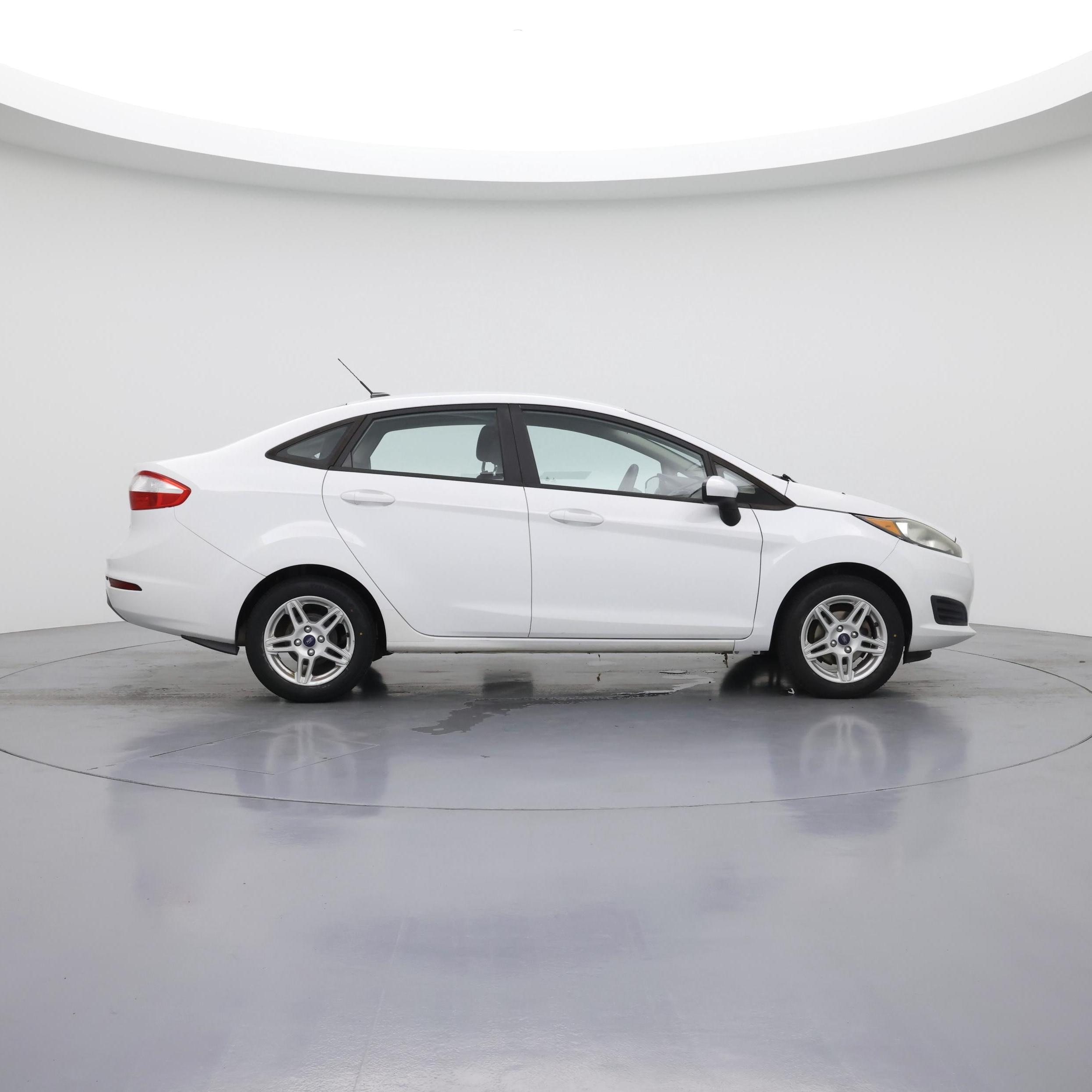 Thumbnail: 2017 Ford Fiesta - 7