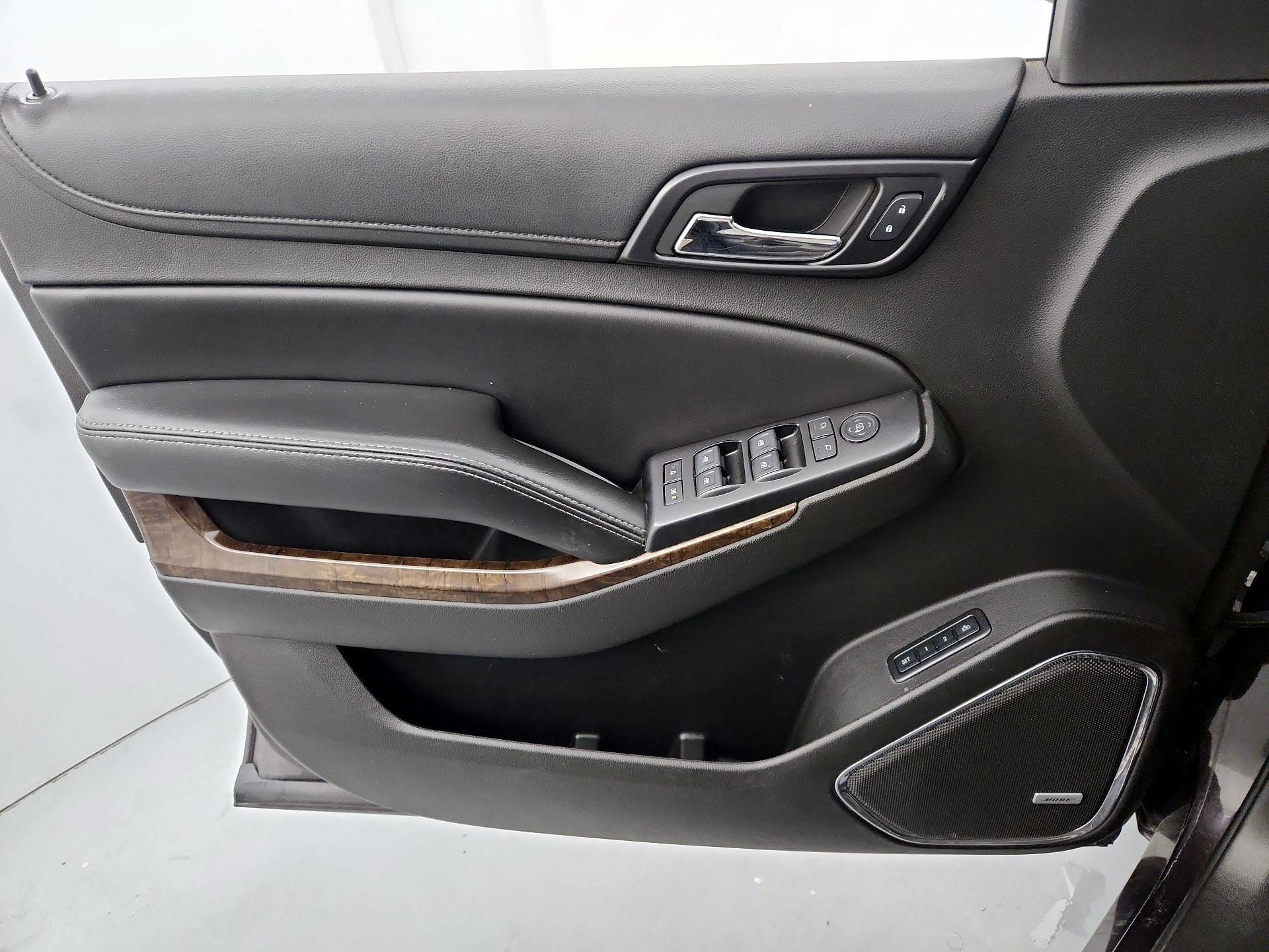 Thumbnail: 2015 Chevrolet Tahoe - 12