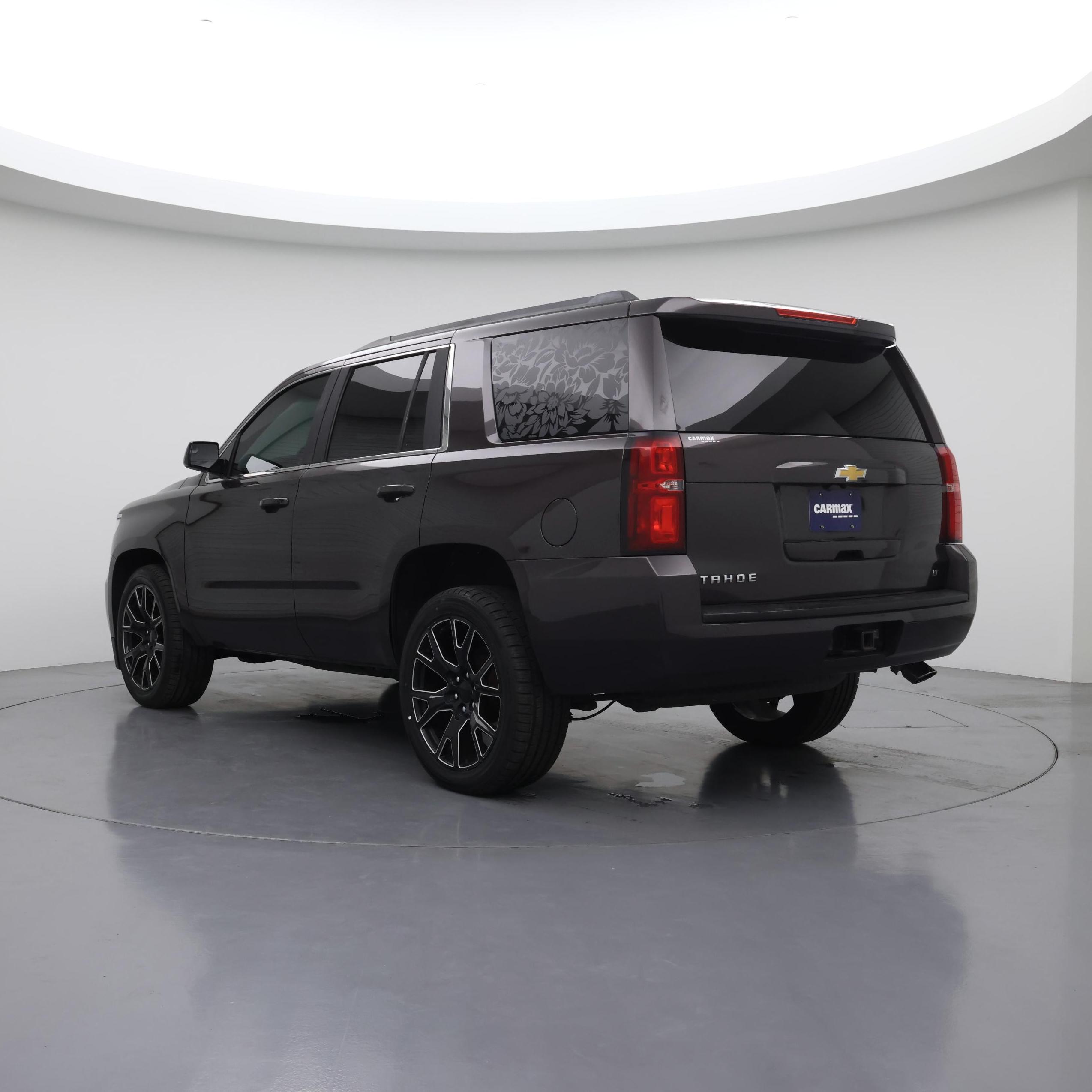 Thumbnail: 2015 Chevrolet Tahoe - 2