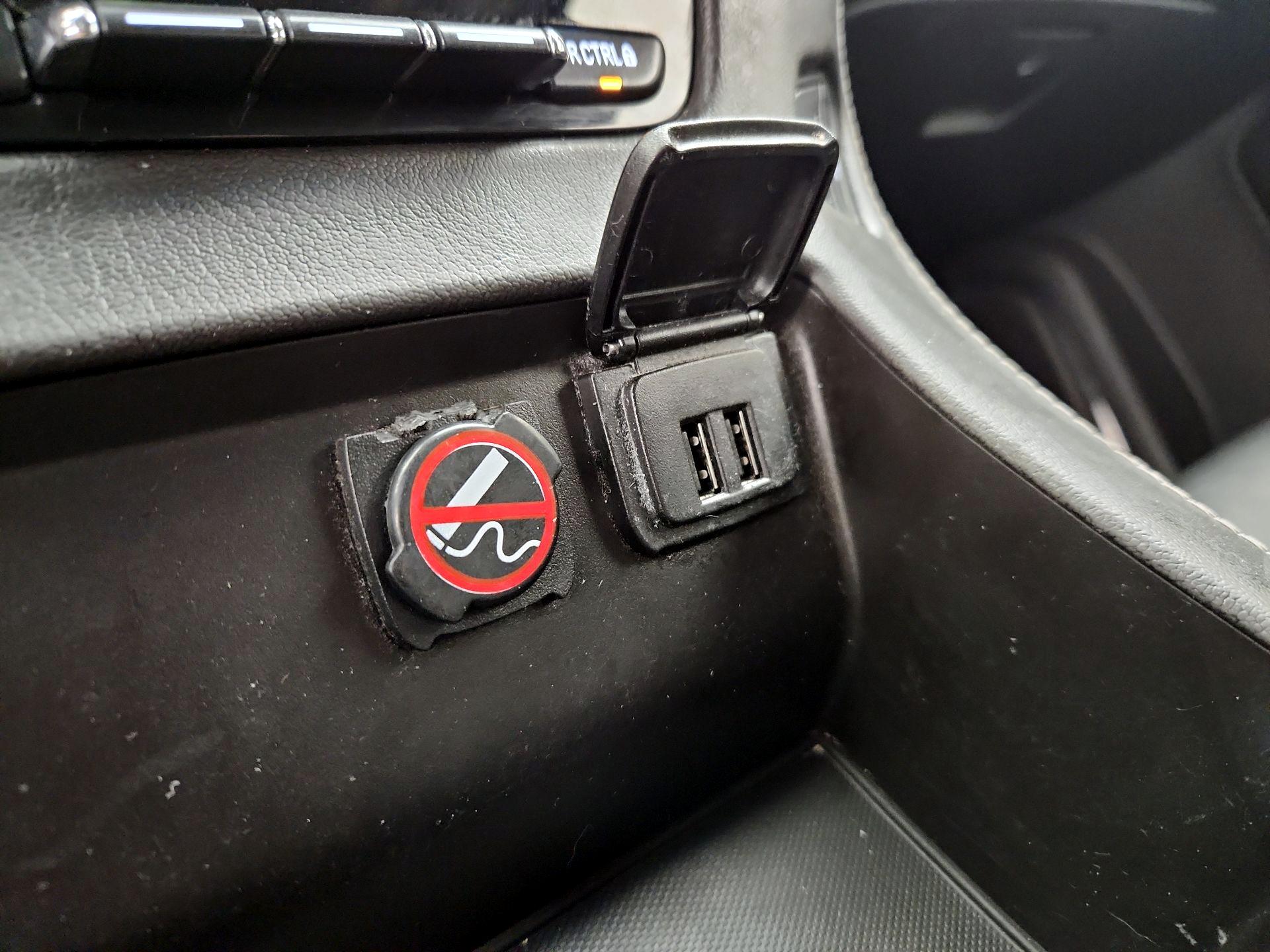 Thumbnail: 2015 Chevrolet Tahoe - 19