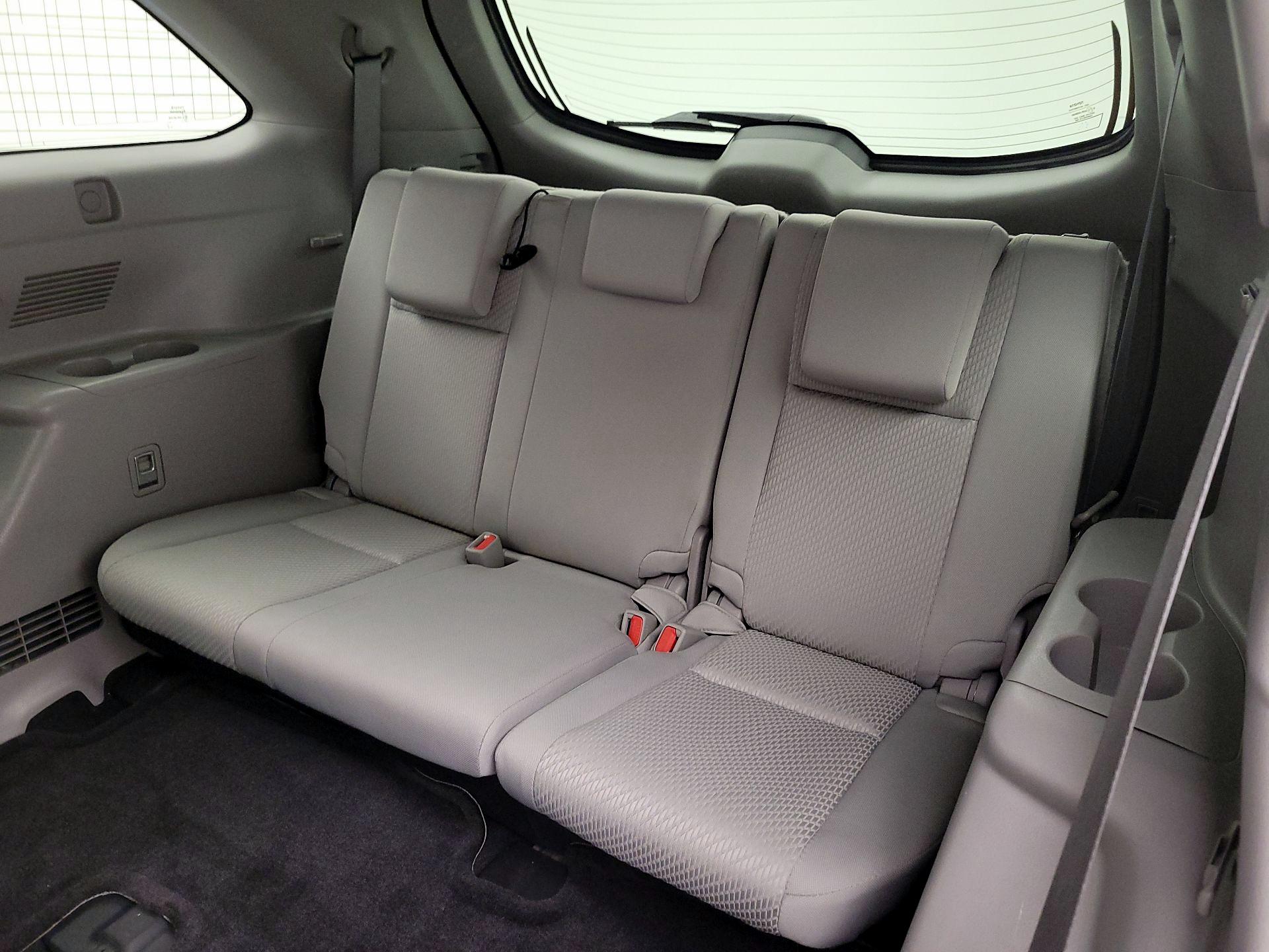 Thumbnail: 2016 Toyota Highlander - 20