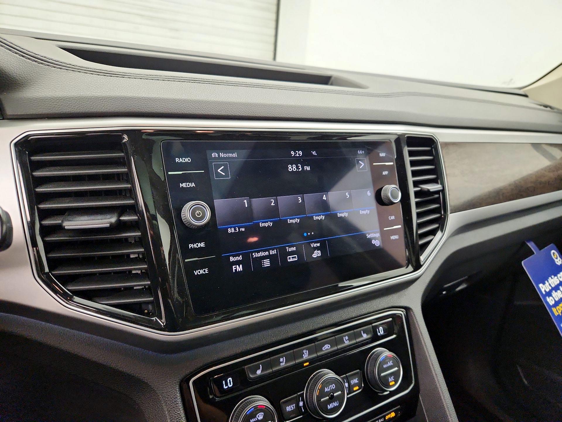 Thumbnail: 2019 Volkswagen Atlas - 16