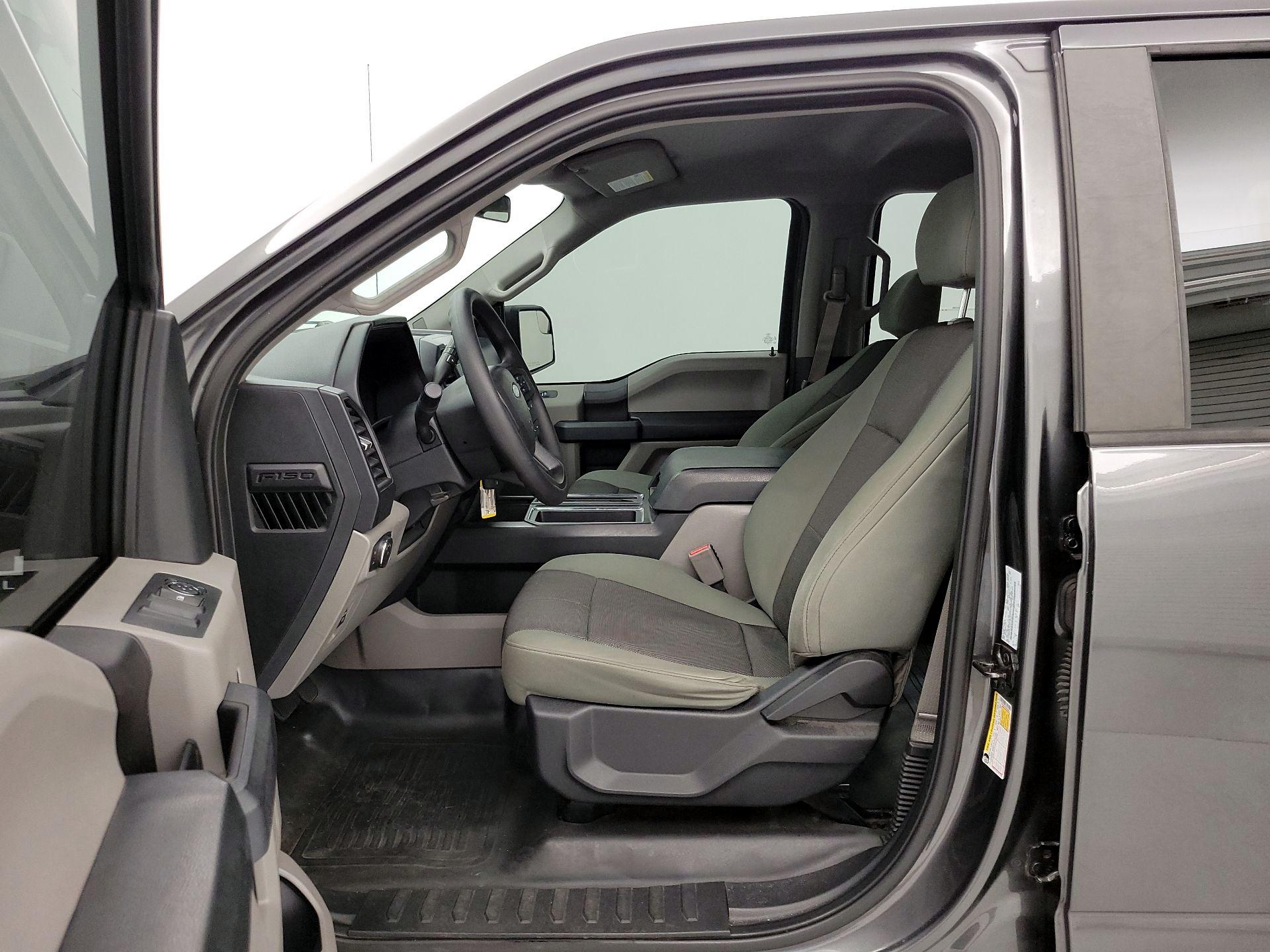Thumbnail: 2016 Ford F-150 - 11