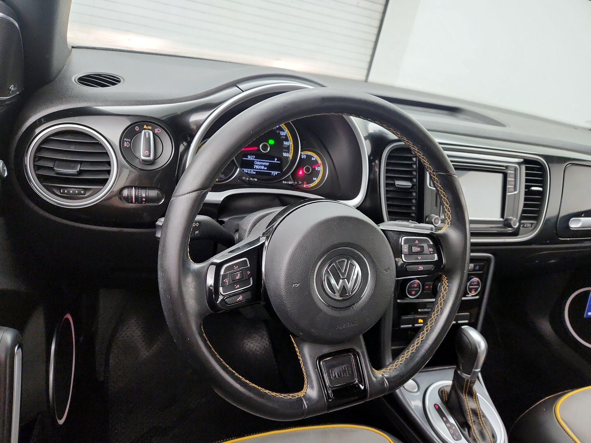 Thumbnail: 2017 Volkswagen Beetle - 10