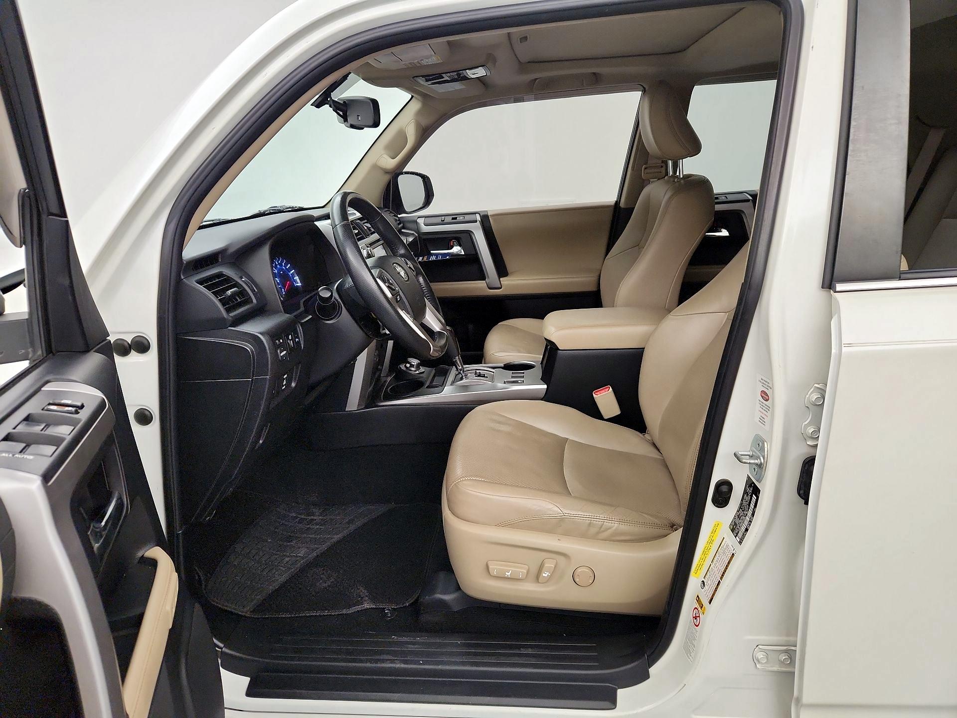 Thumbnail: 2014 Toyota 4Runner - 11