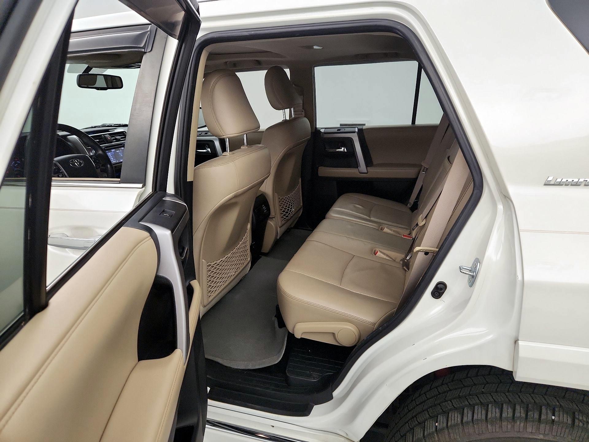 Thumbnail: 2014 Toyota 4Runner - 20