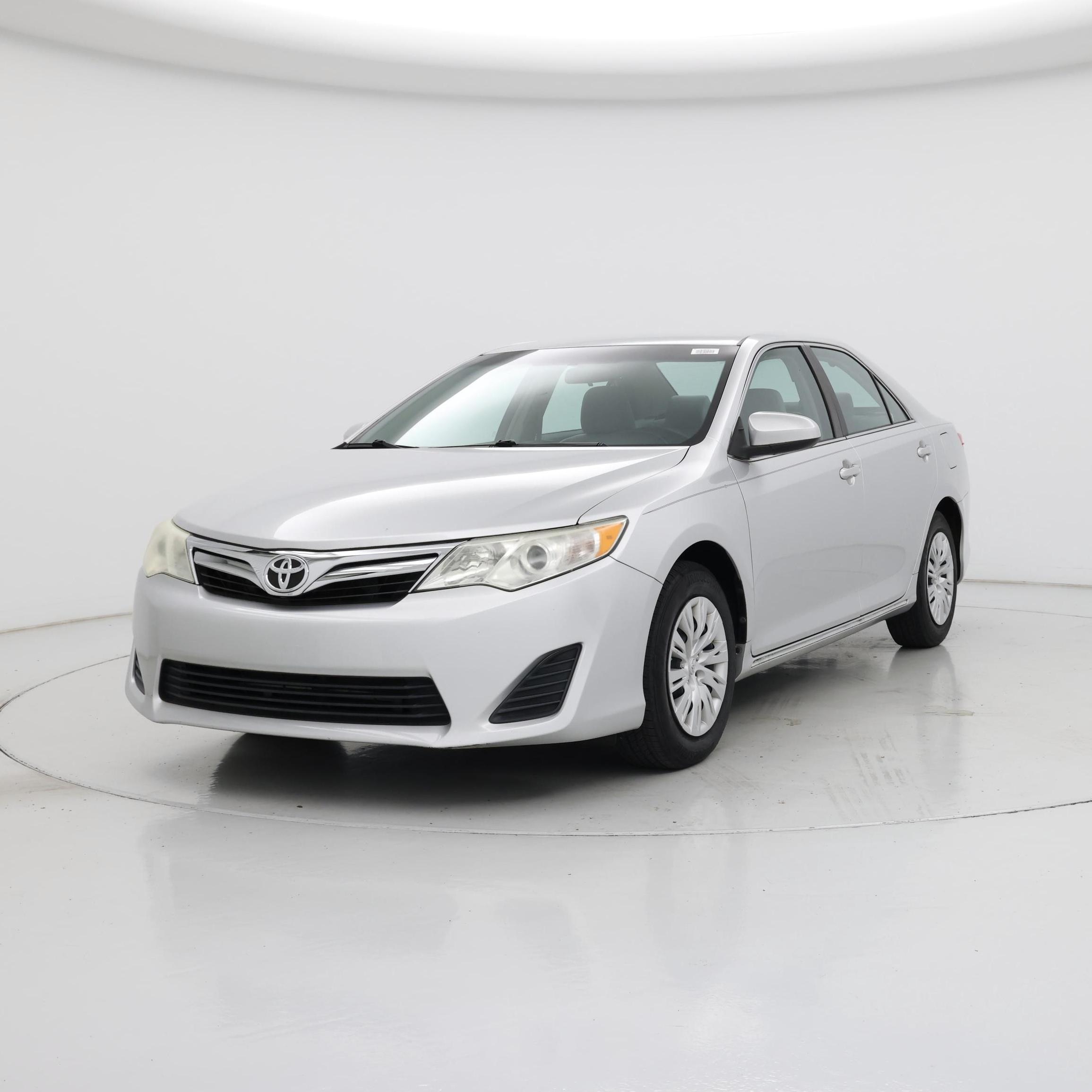 Thumbnail: 2014 Toyota Camry - 4