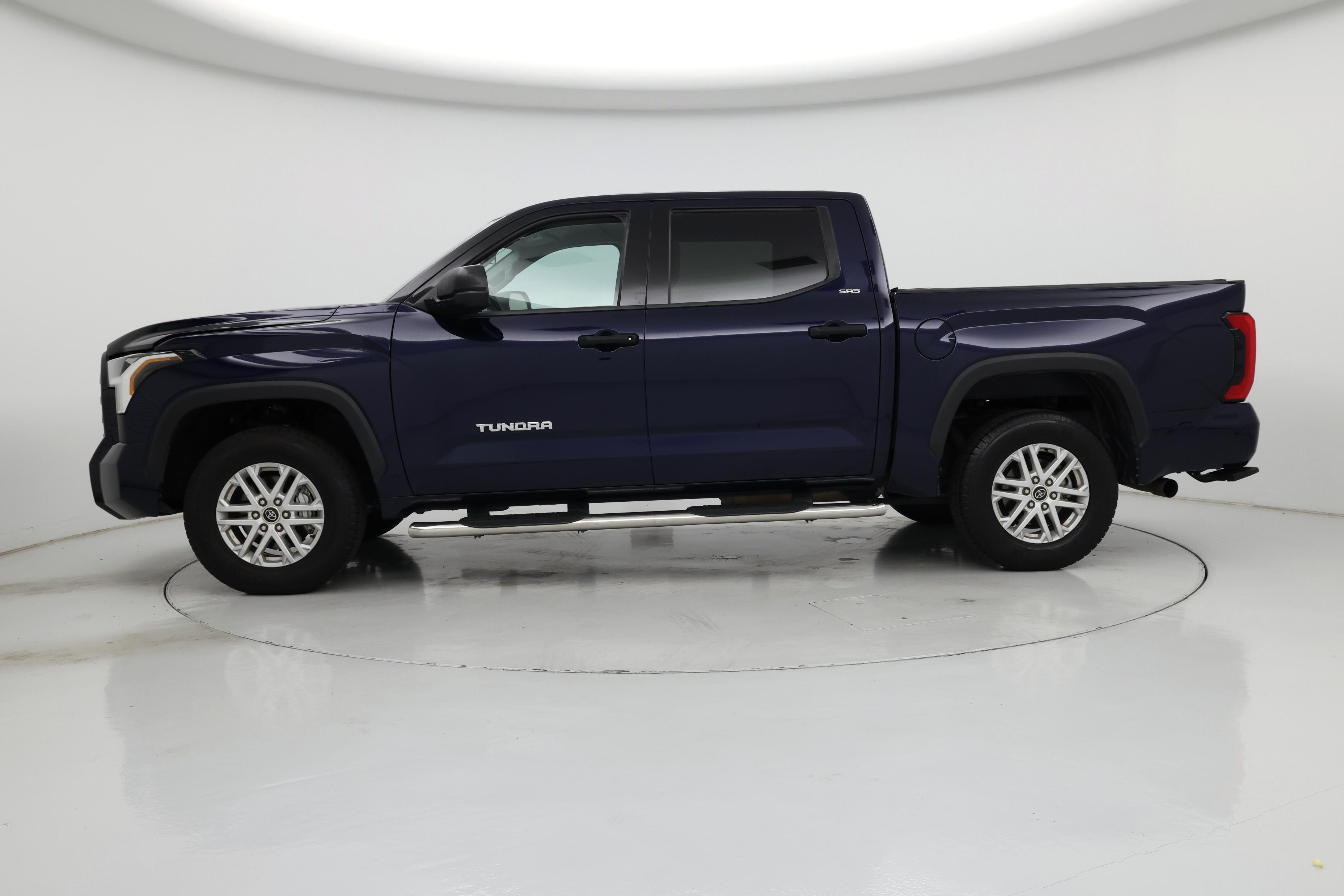 Thumbnail: 2022 Toyota Tundra - 3