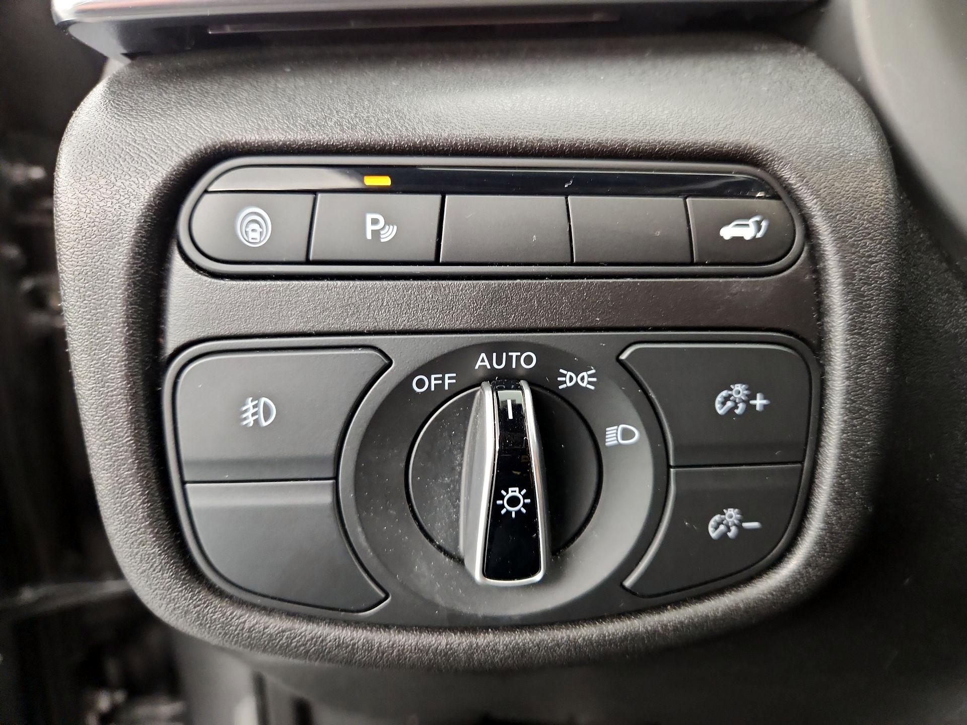 Thumbnail: 2020 INFINITI QX50 - 13