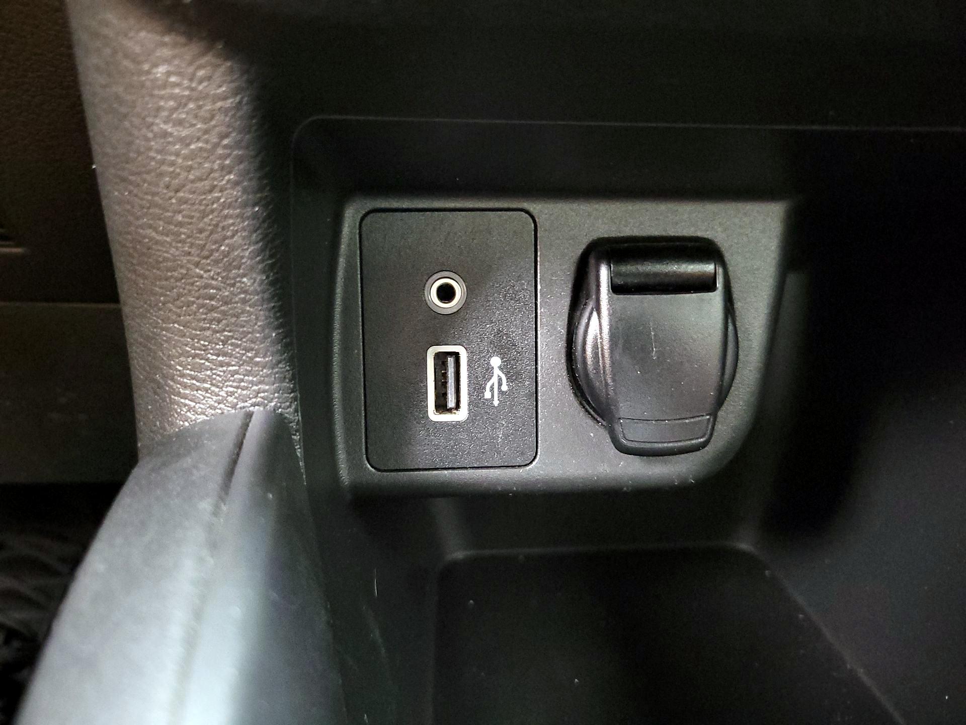 Thumbnail: 2020 Nissan Versa - 17