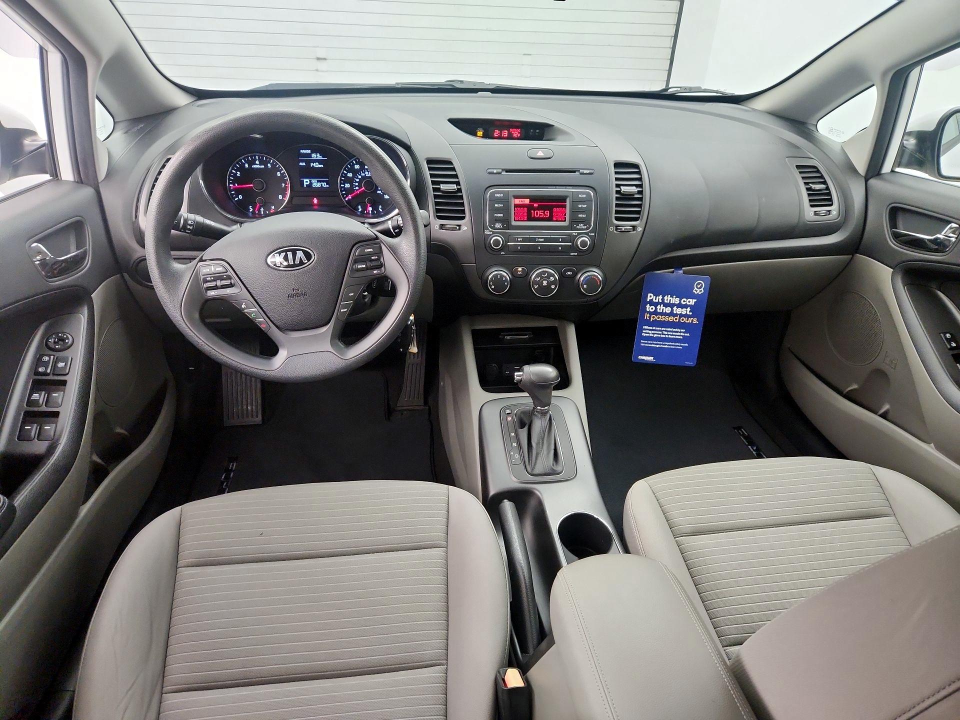 Thumbnail: 2015 Kia Forte - 9