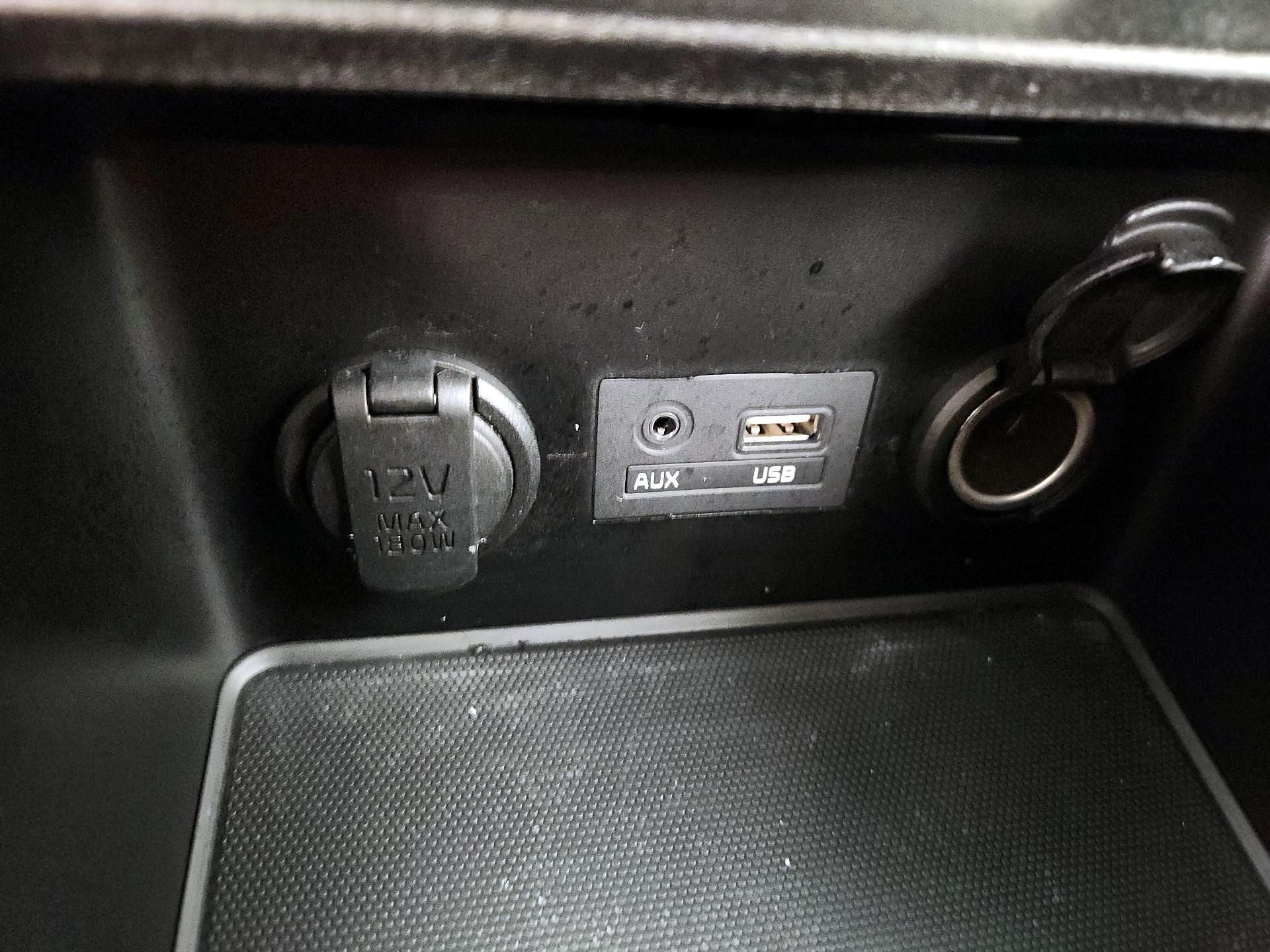 Thumbnail: 2015 Kia Forte - 17