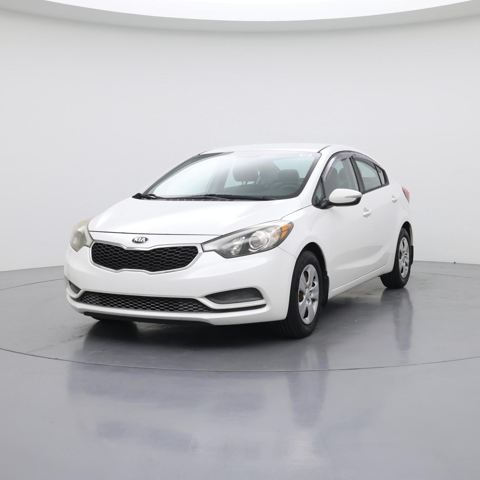Thumbnail: 2015 Kia Forte - 4