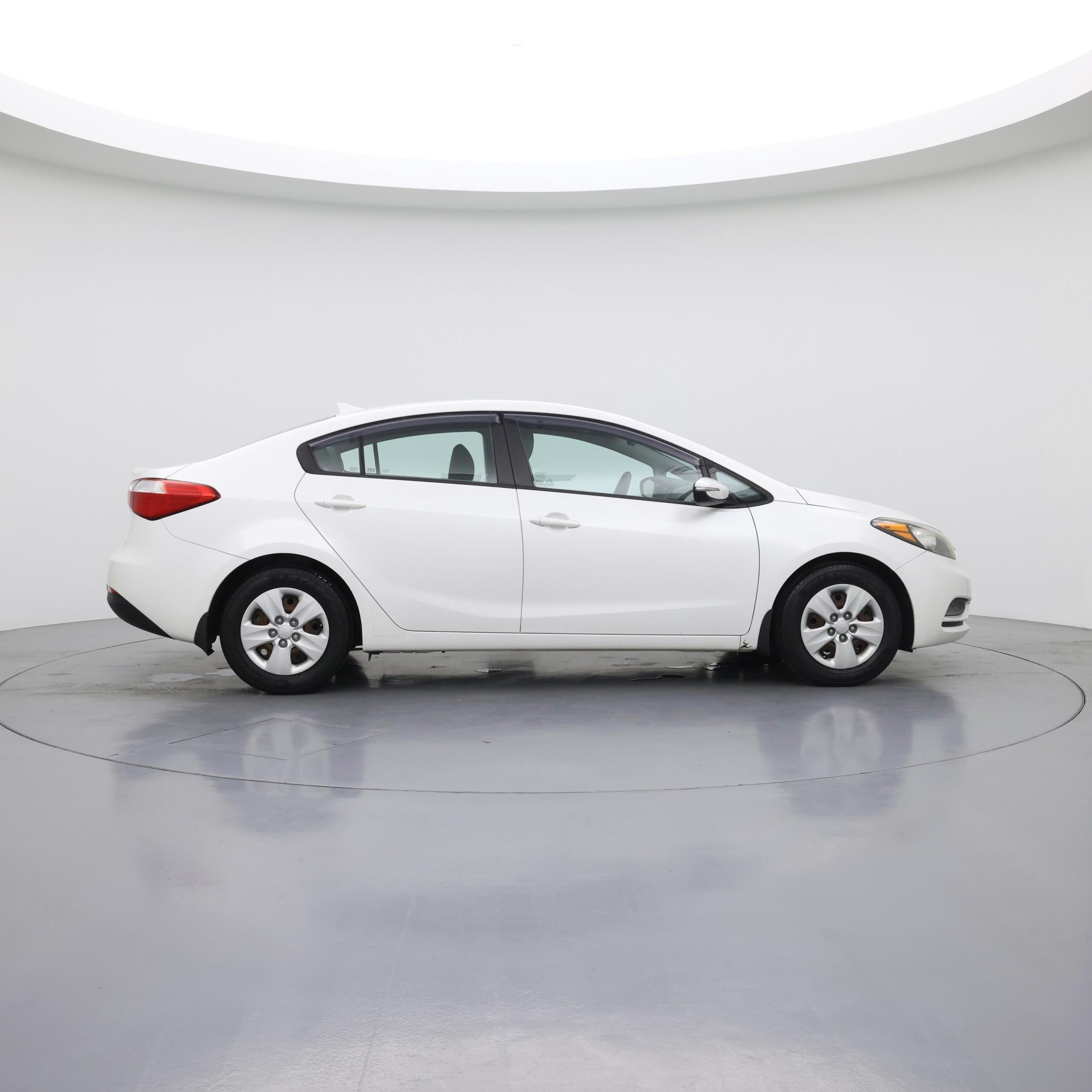 Thumbnail: 2015 Kia Forte - 7