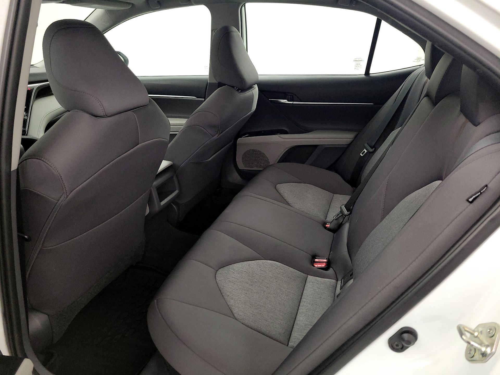 Thumbnail: 2020 Toyota Camry - 20